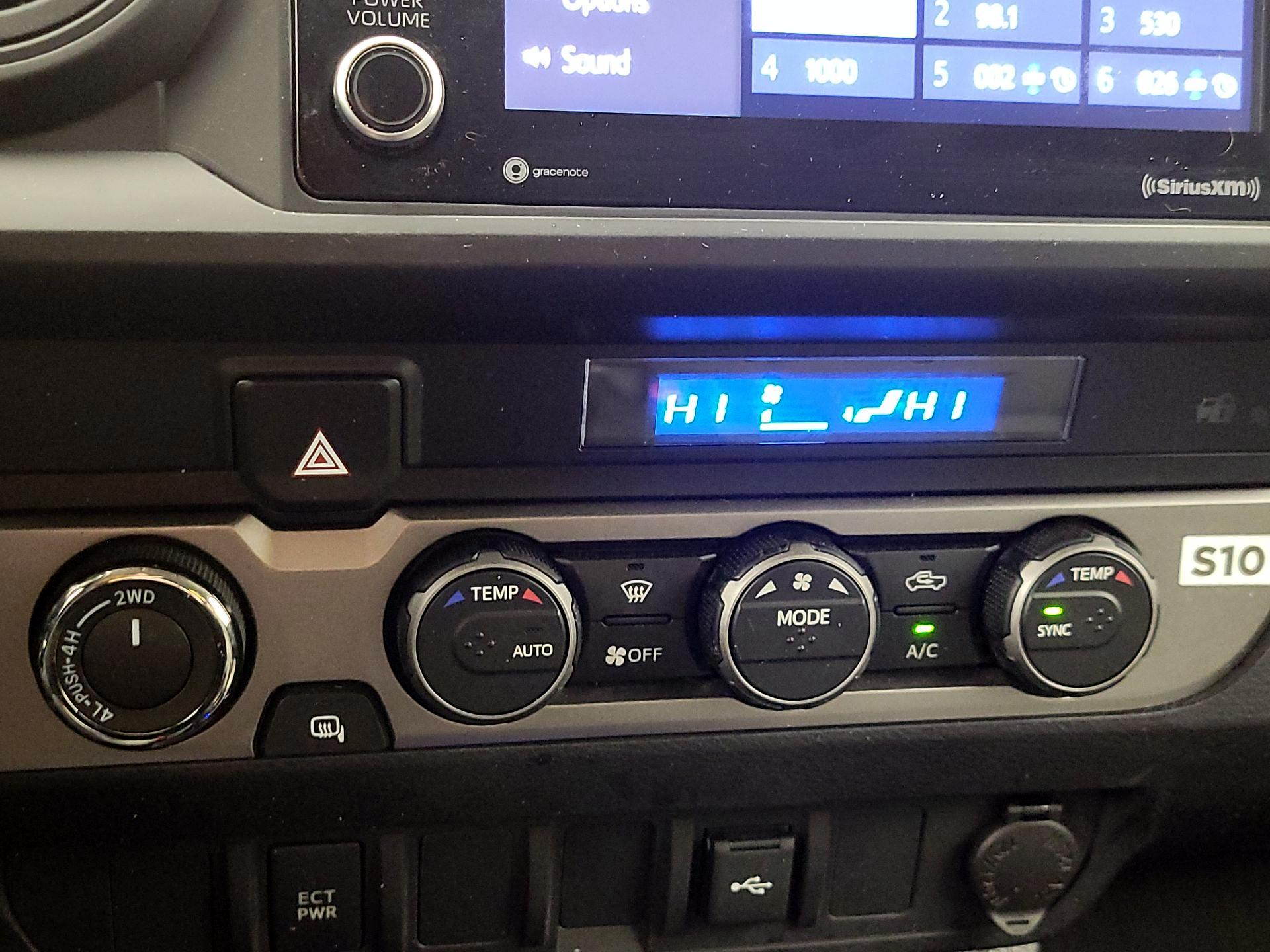 Thumbnail: 2022 Toyota Tacoma - 16