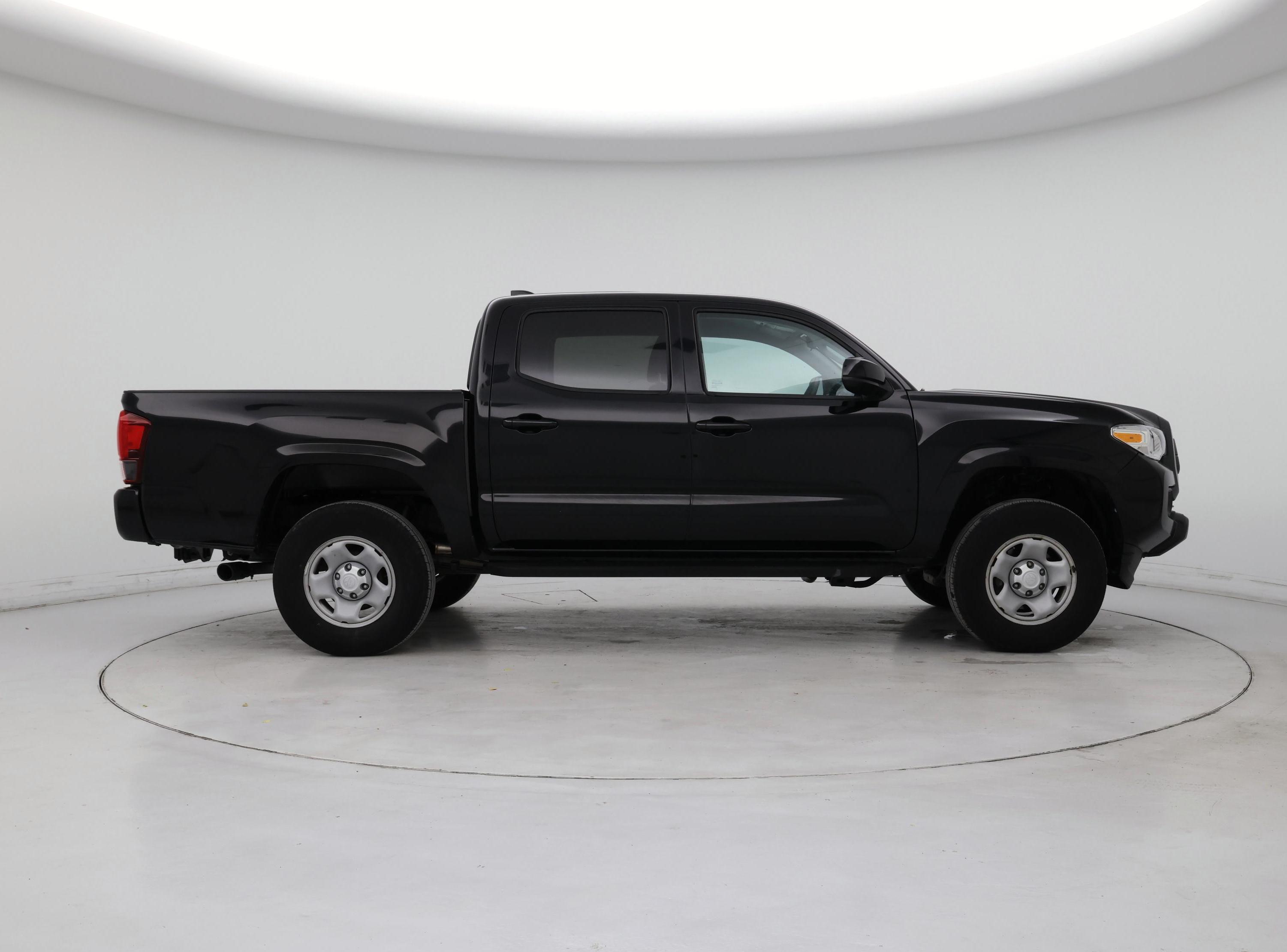 Thumbnail: 2022 Toyota Tacoma - 7