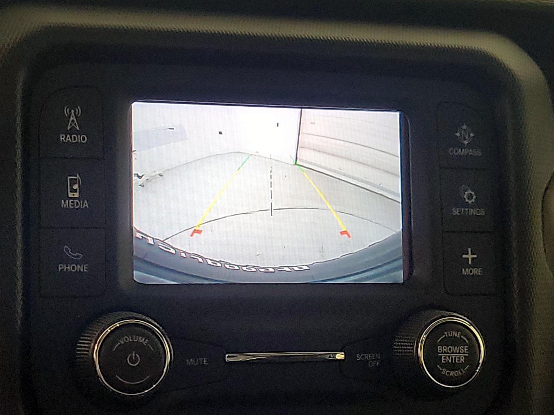 Thumbnail: 2021 Jeep Wrangler - 14