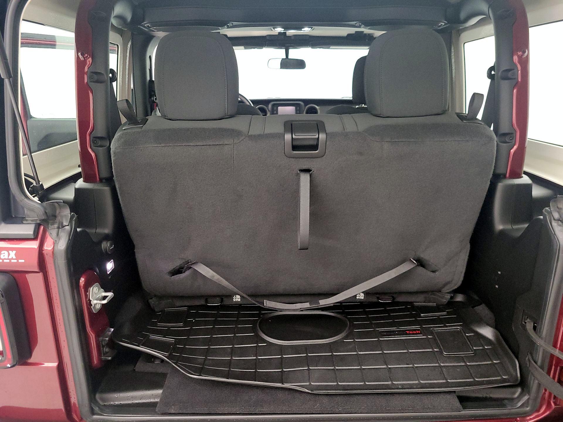 Thumbnail: 2021 Jeep Wrangler - 20