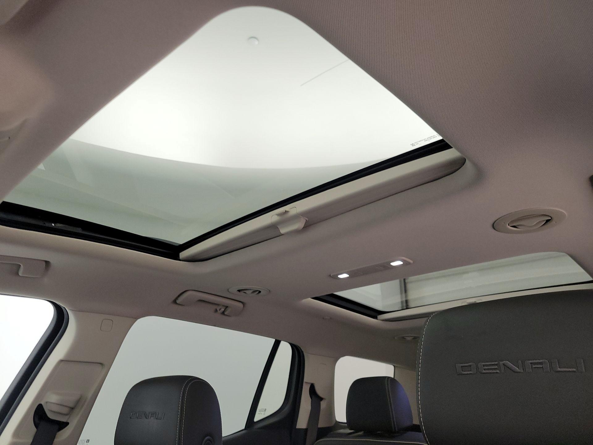 Thumbnail: 2021 GMC Acadia - 19