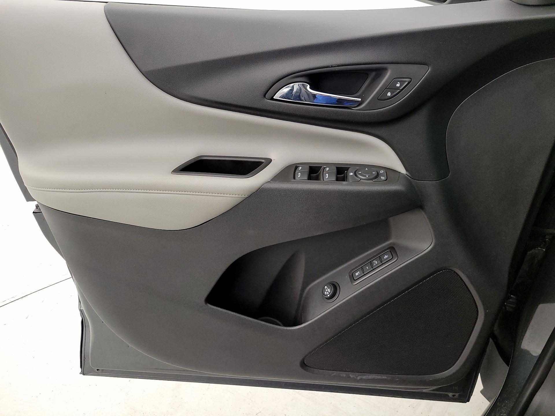 Thumbnail: 2020 Chevrolet Equinox - 12