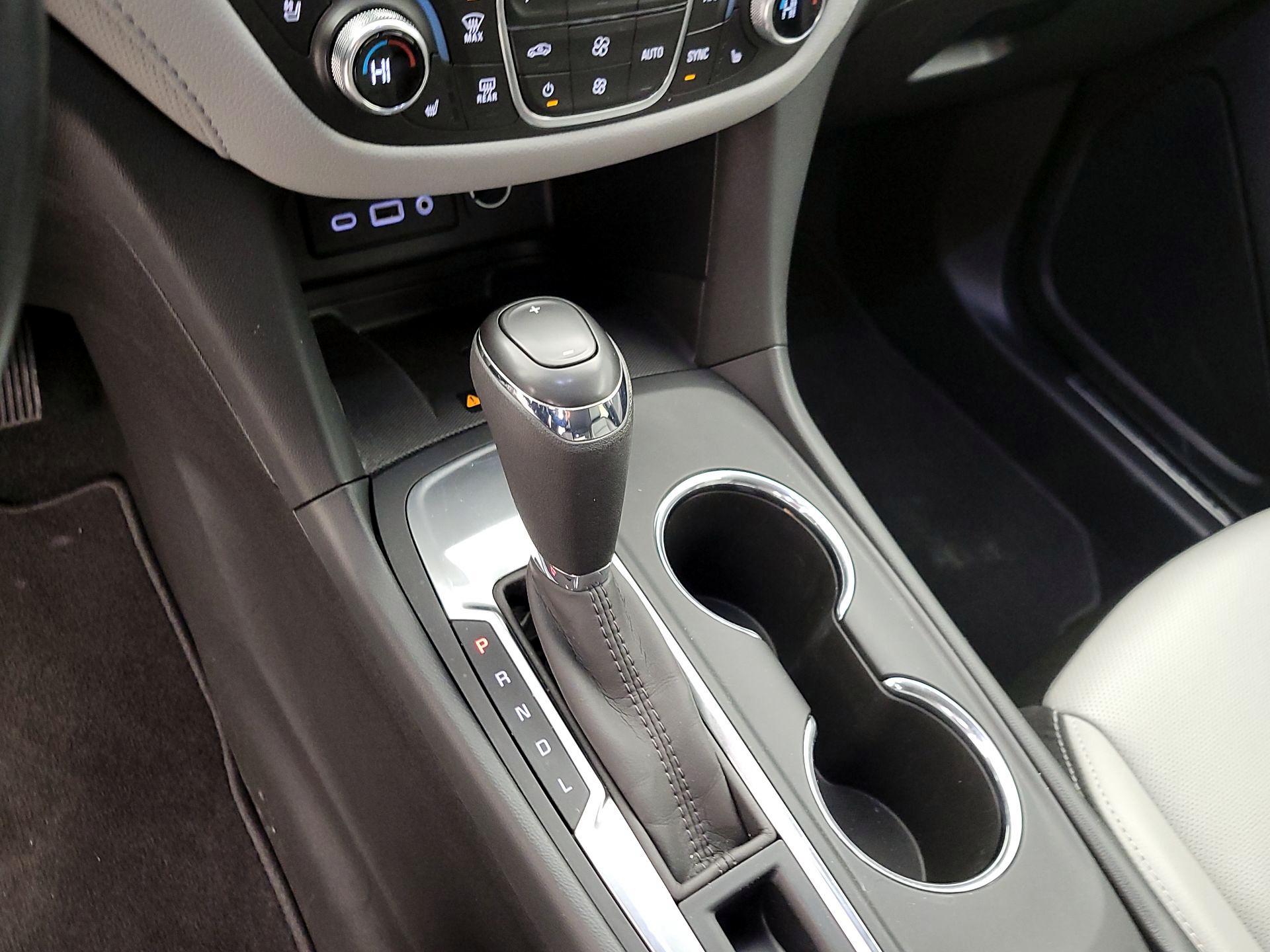 Thumbnail: 2020 Chevrolet Equinox - 17