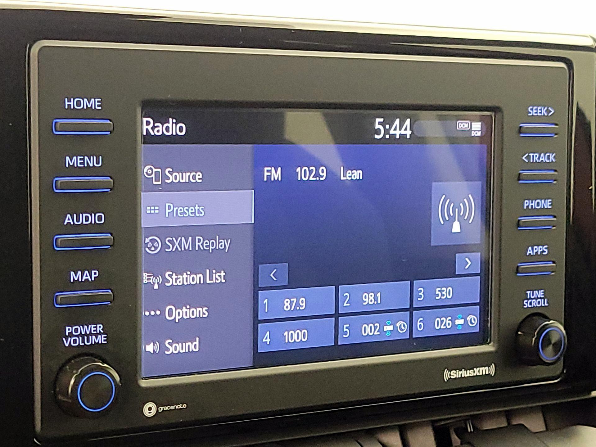 Thumbnail: 2021 Toyota RAV4 - 15