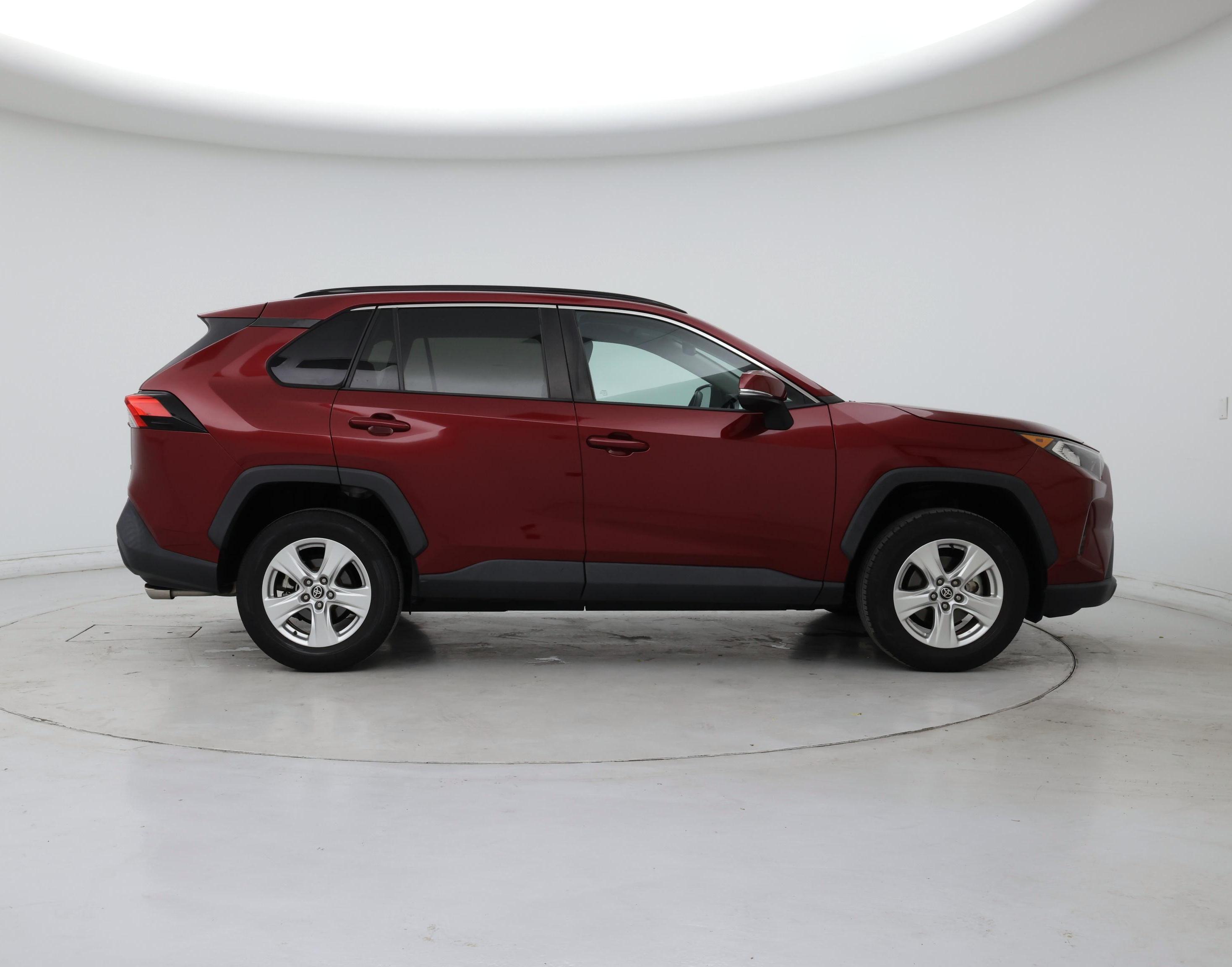 Thumbnail: 2021 Toyota RAV4 - 7