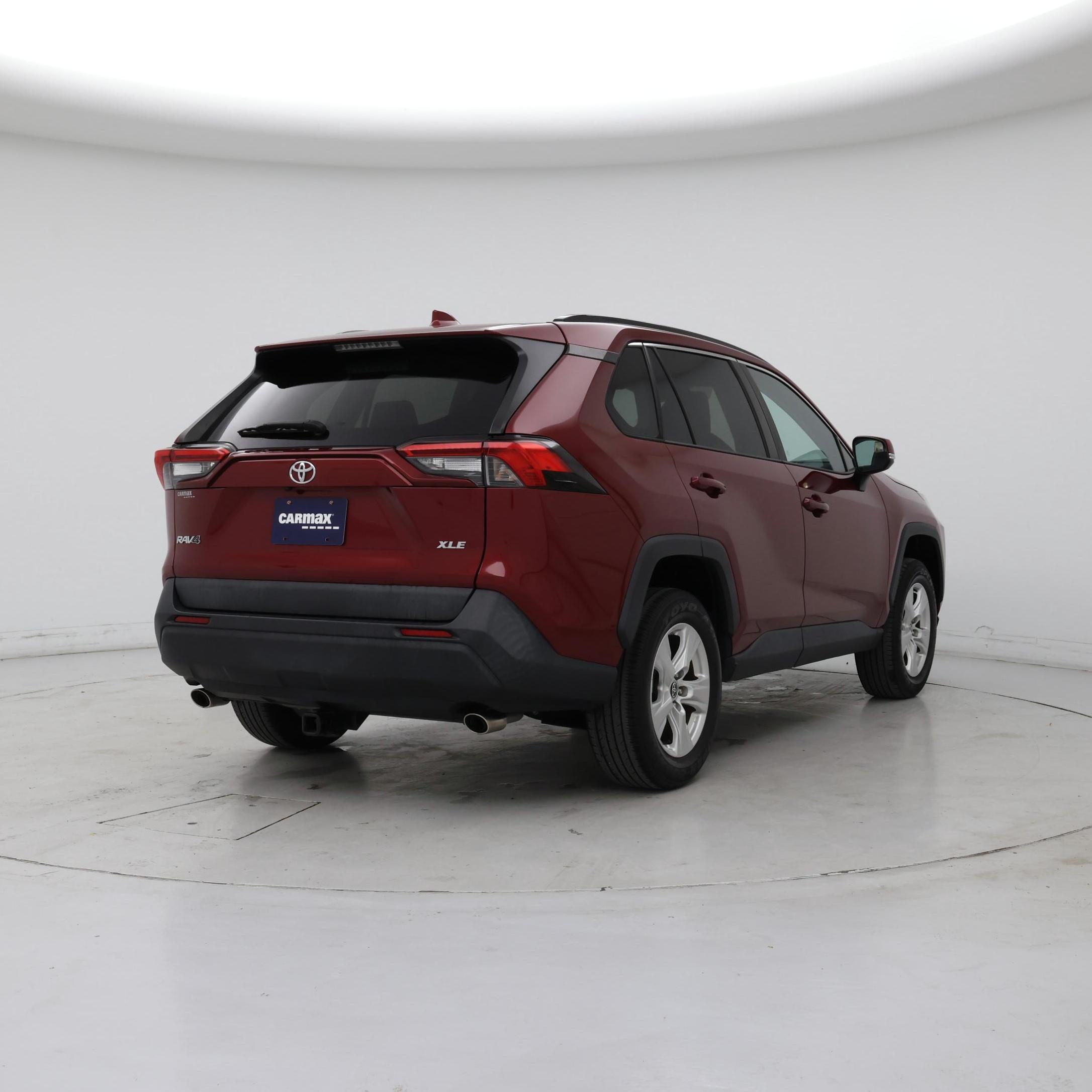 Thumbnail: 2021 Toyota RAV4 - 8
