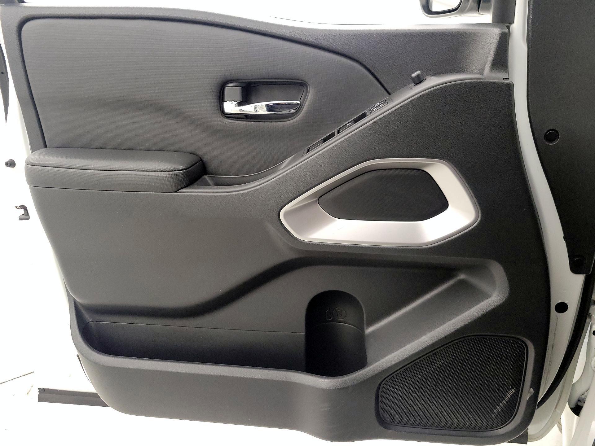 Thumbnail: 2023 Nissan Frontier - 12