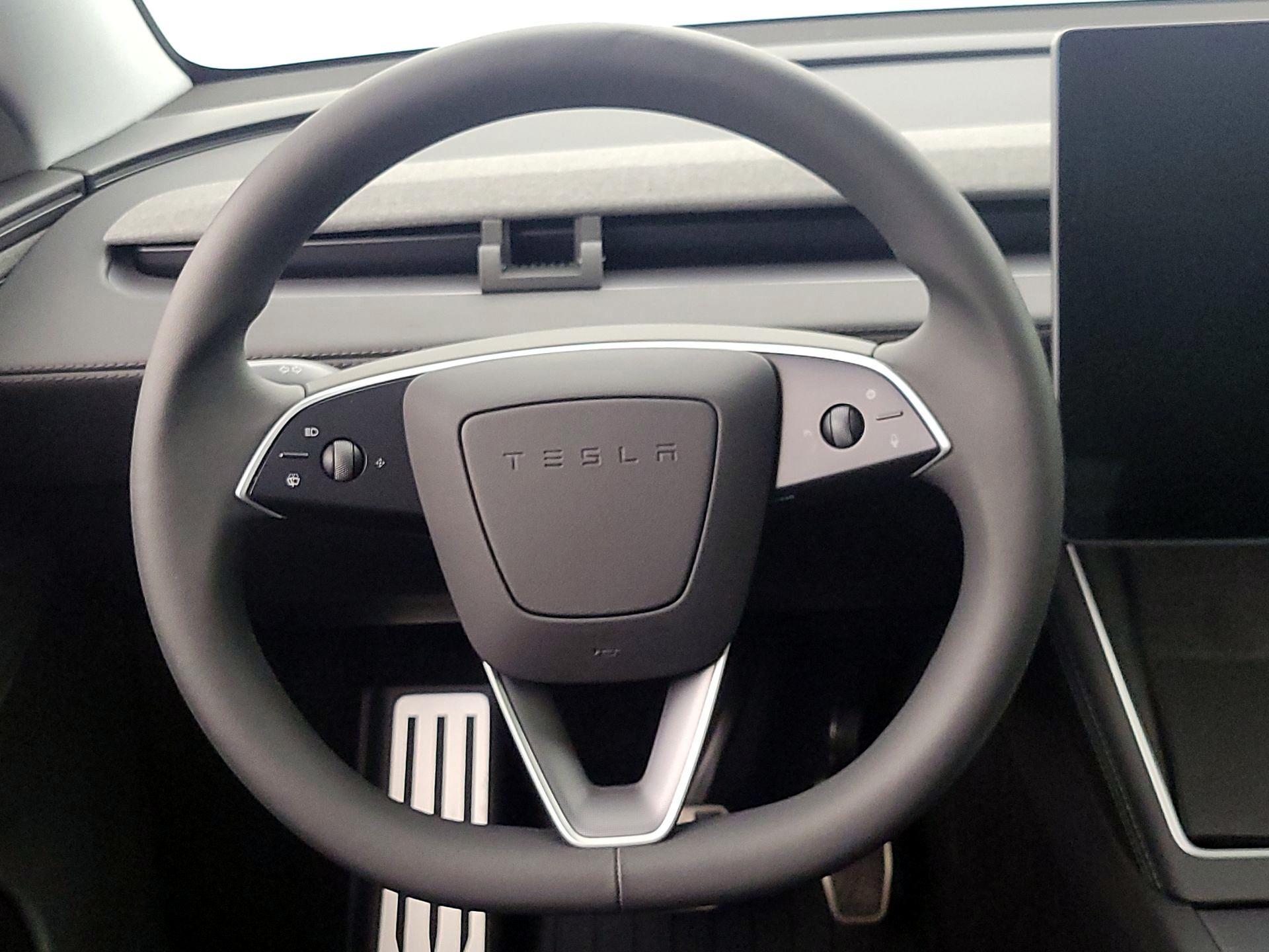 Thumbnail: 2026 Tesla Model Y - 10