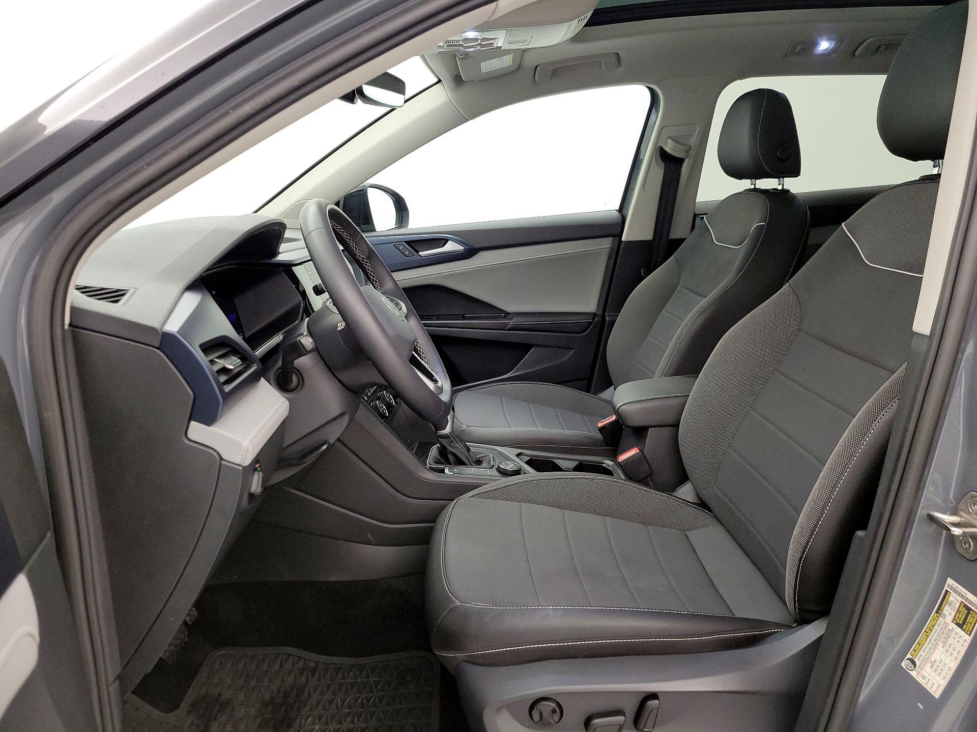 Thumbnail: 2024 Volkswagen Taos - 11