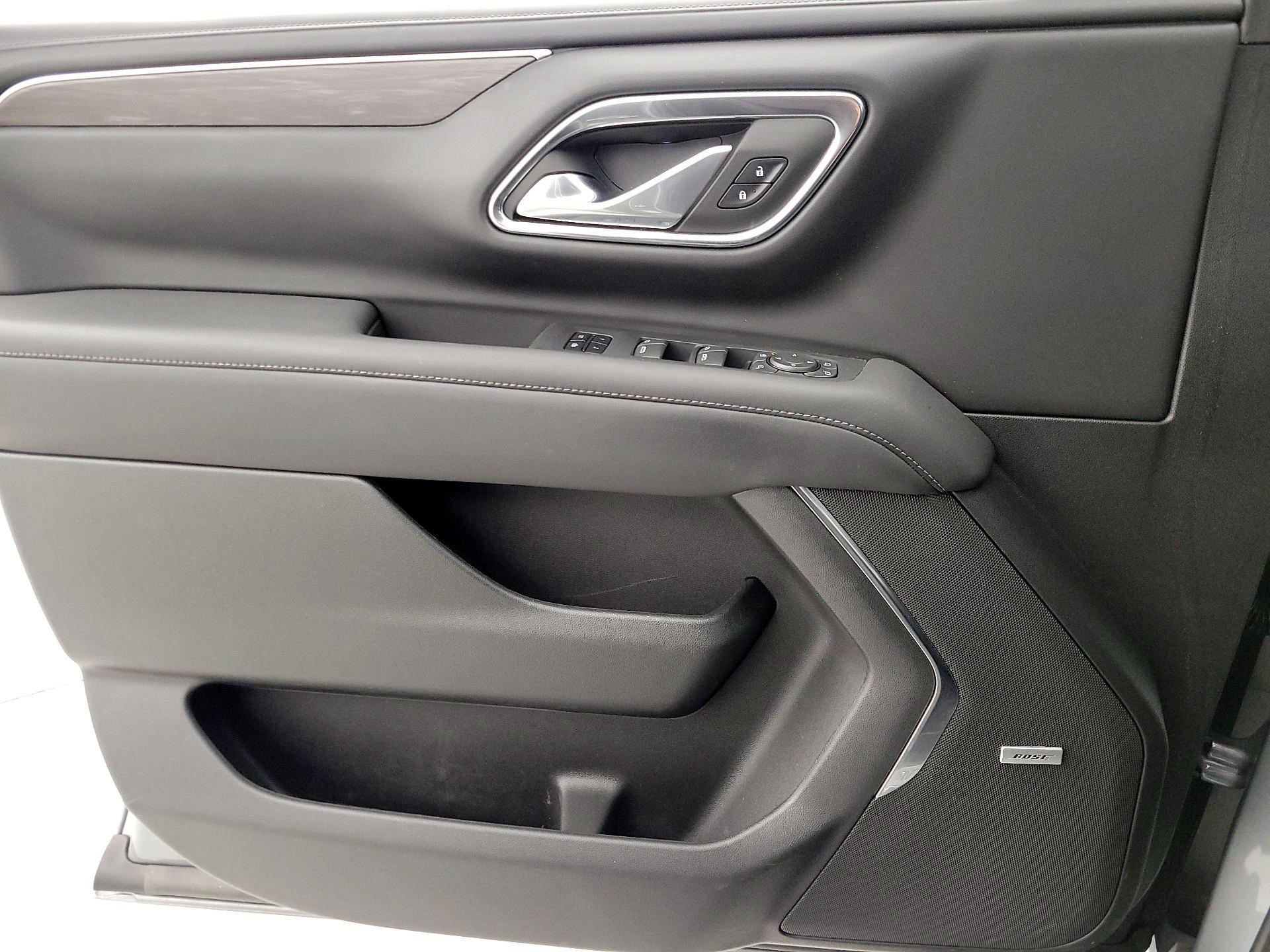 Thumbnail: 2023 Chevrolet Suburban - 12