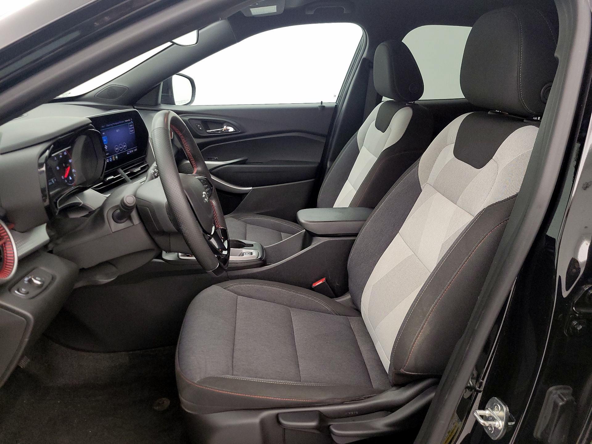 Thumbnail: 2024 Chevrolet Trax - 11