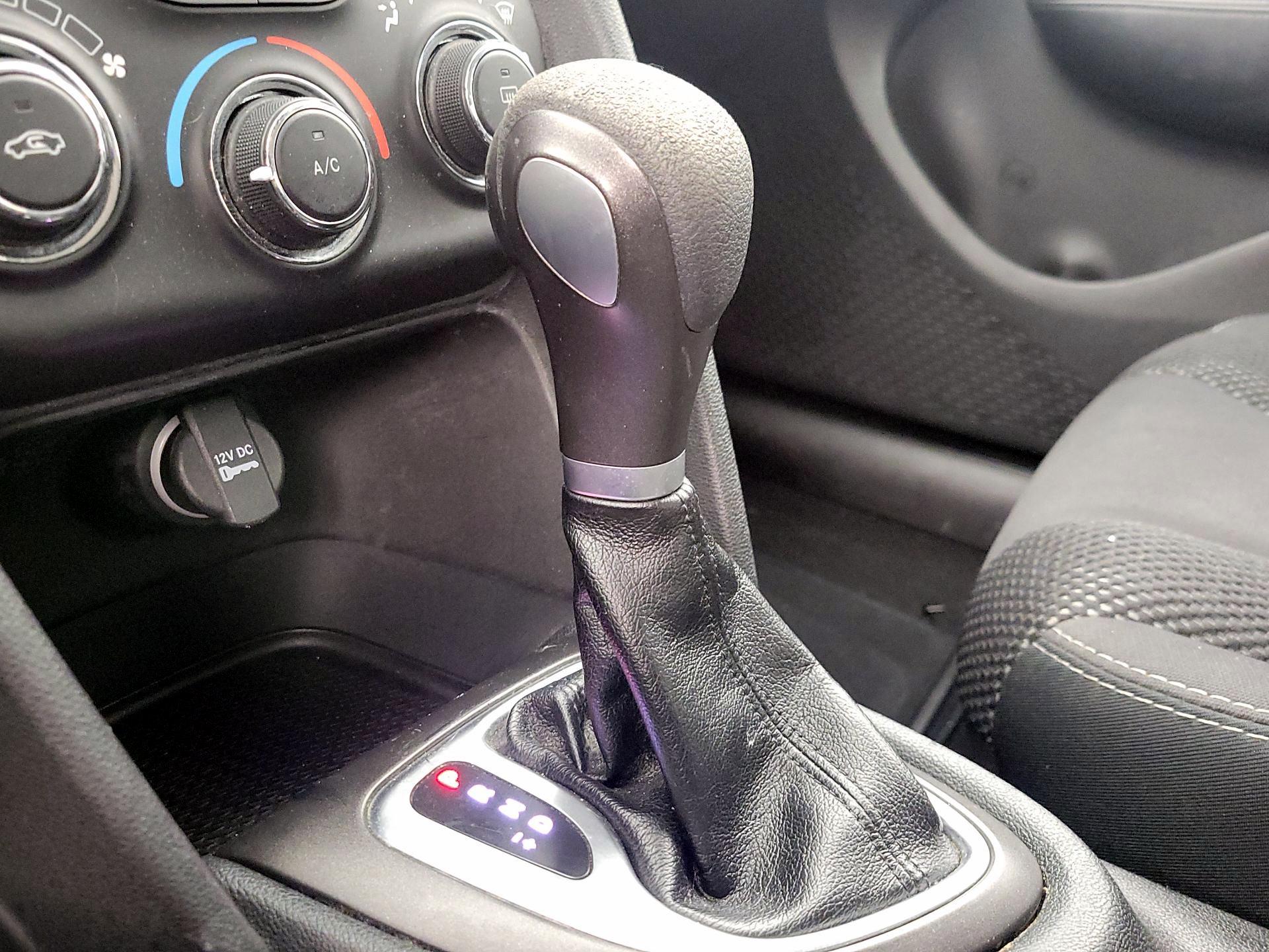 Thumbnail: 2015 Dodge Dart - 16