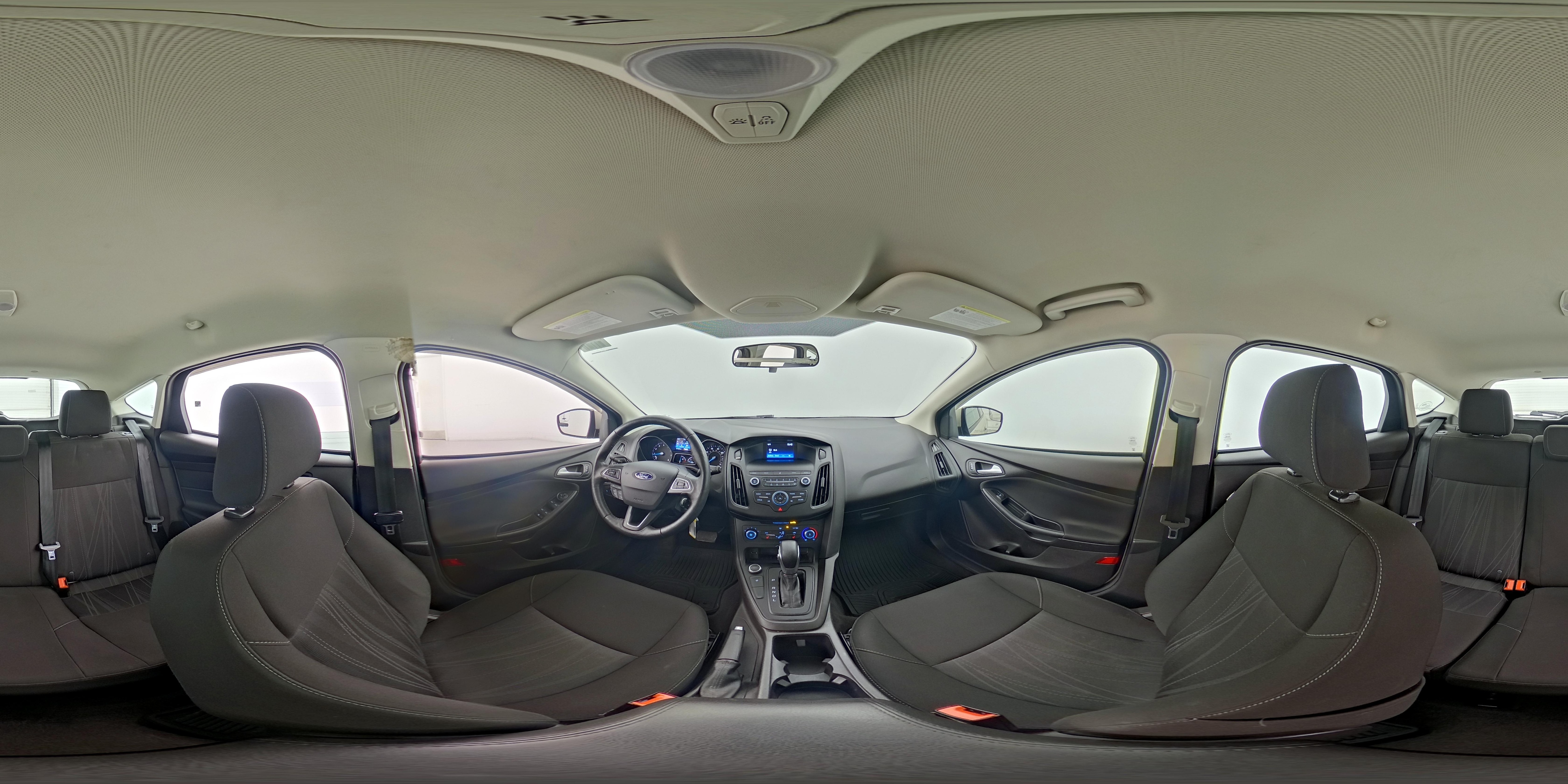 2018 Ford Focus SE - Photo 24