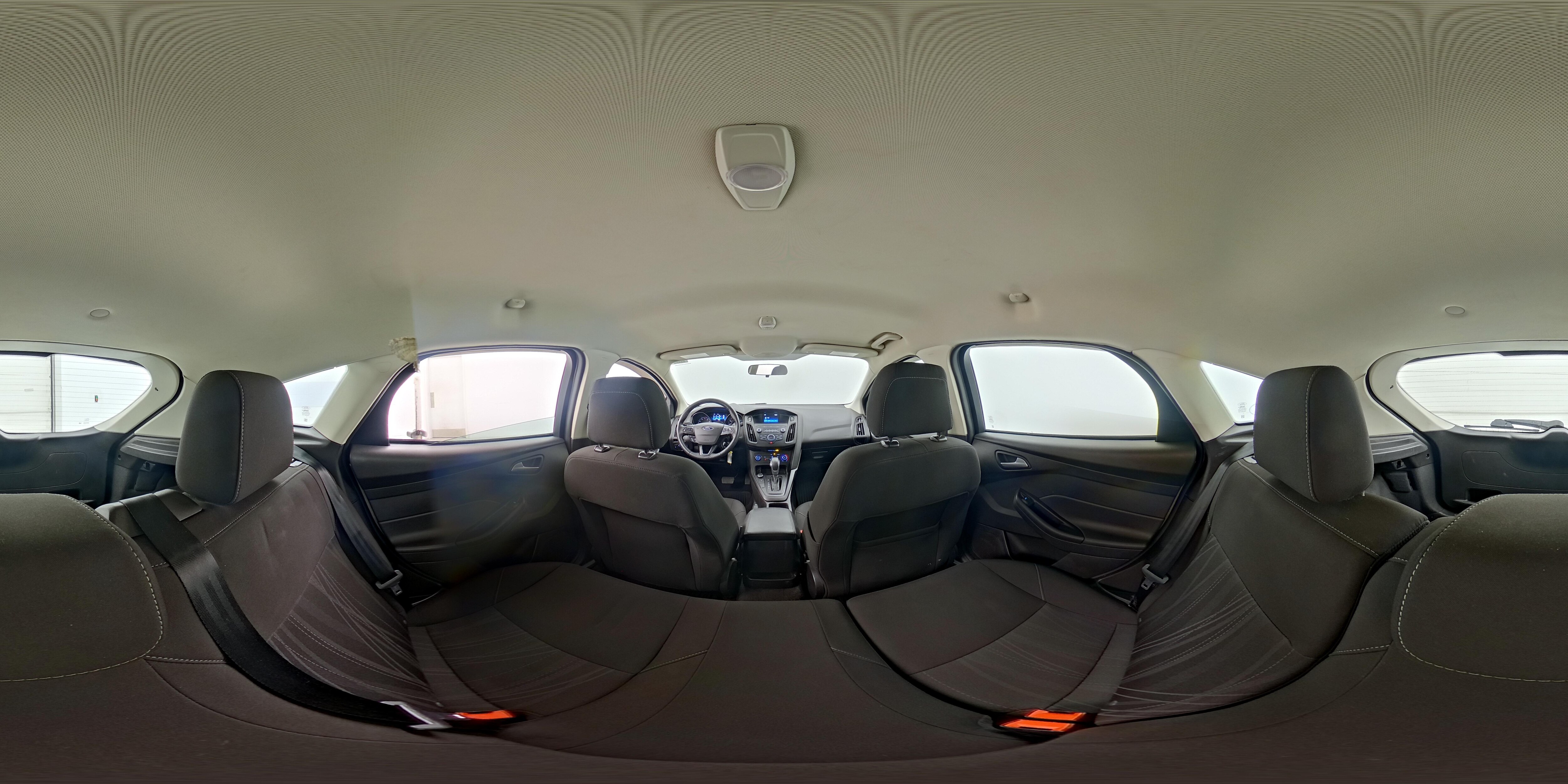 2018 Ford Focus SE - Photo 25