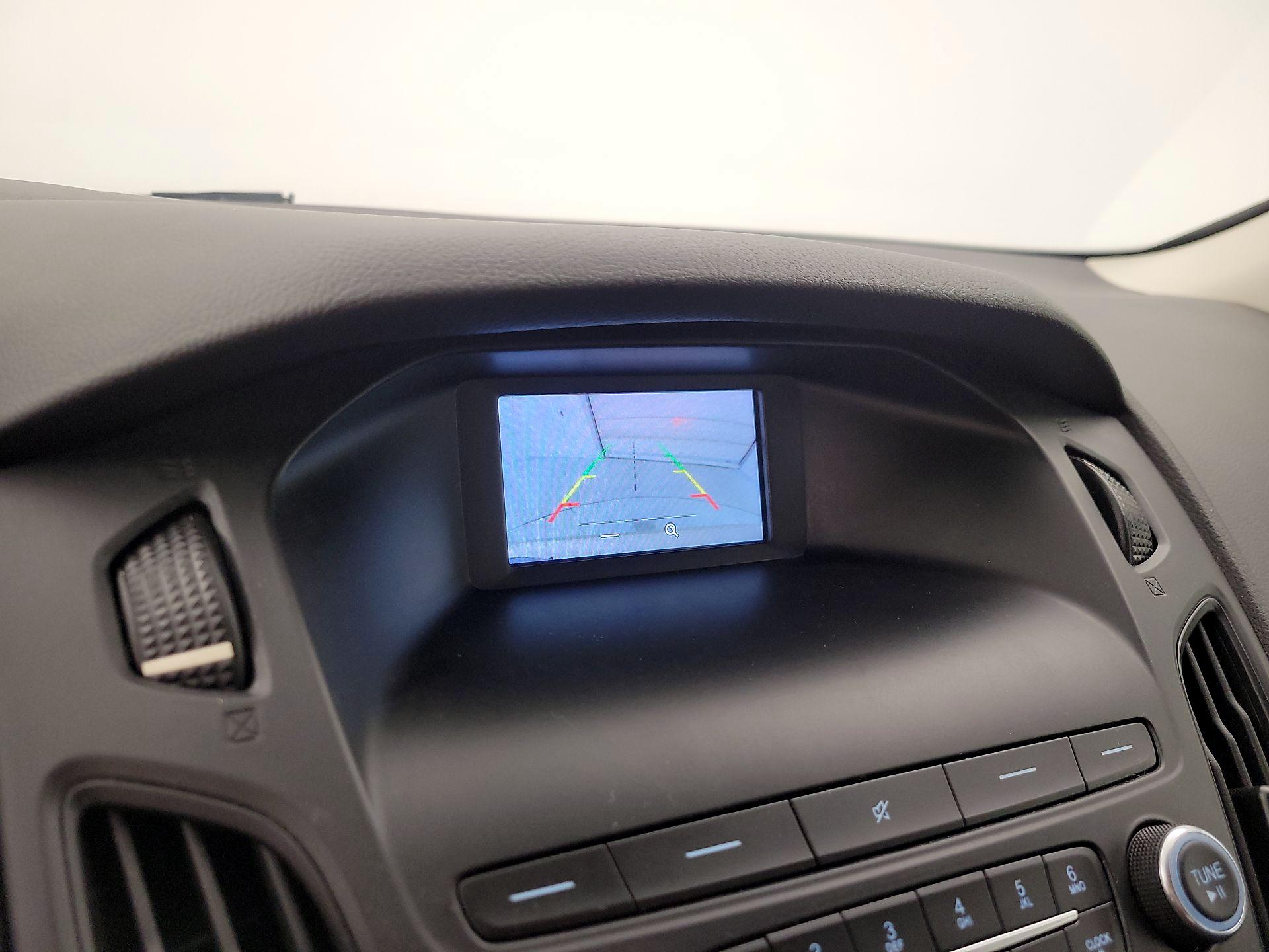 Thumbnail: 2018 Ford Focus - 14