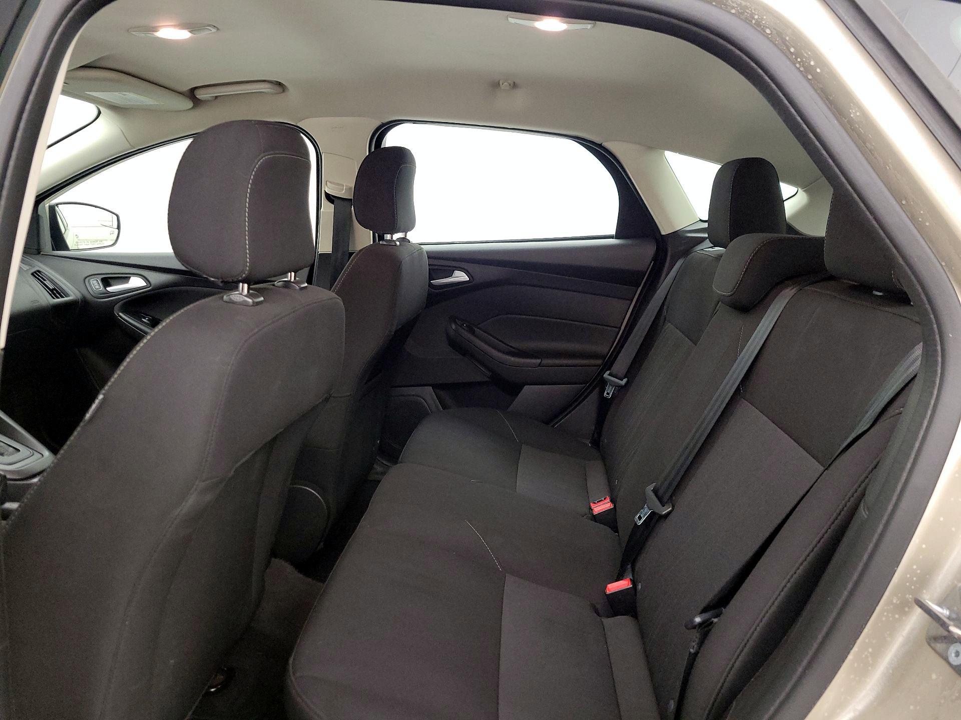 Thumbnail: 2018 Ford Focus - 19