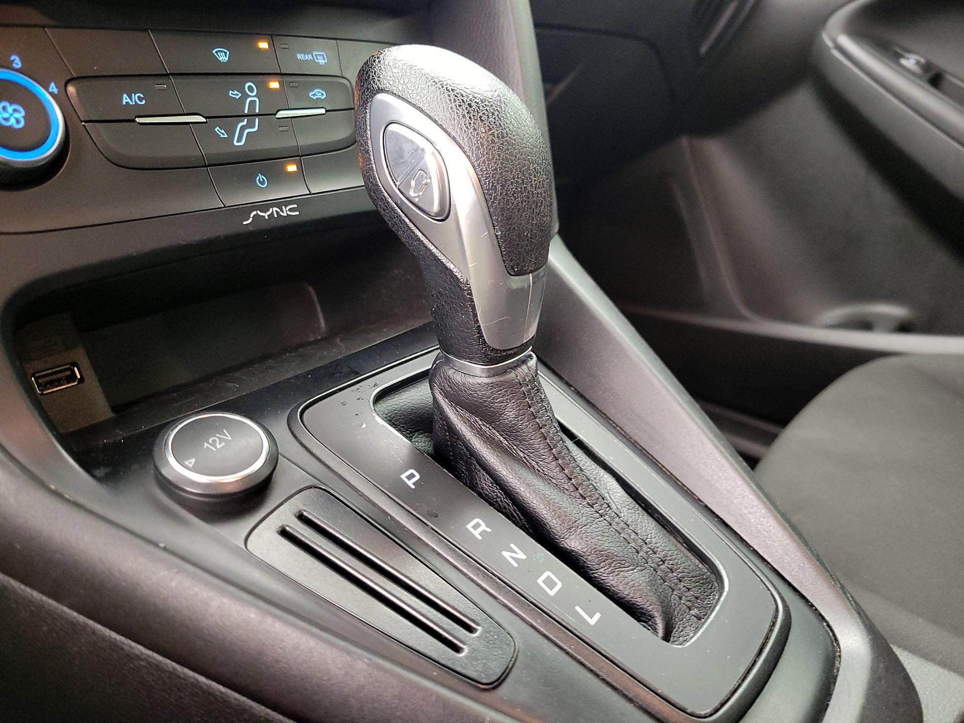 Thumbnail: 2017 Ford Focus - 17