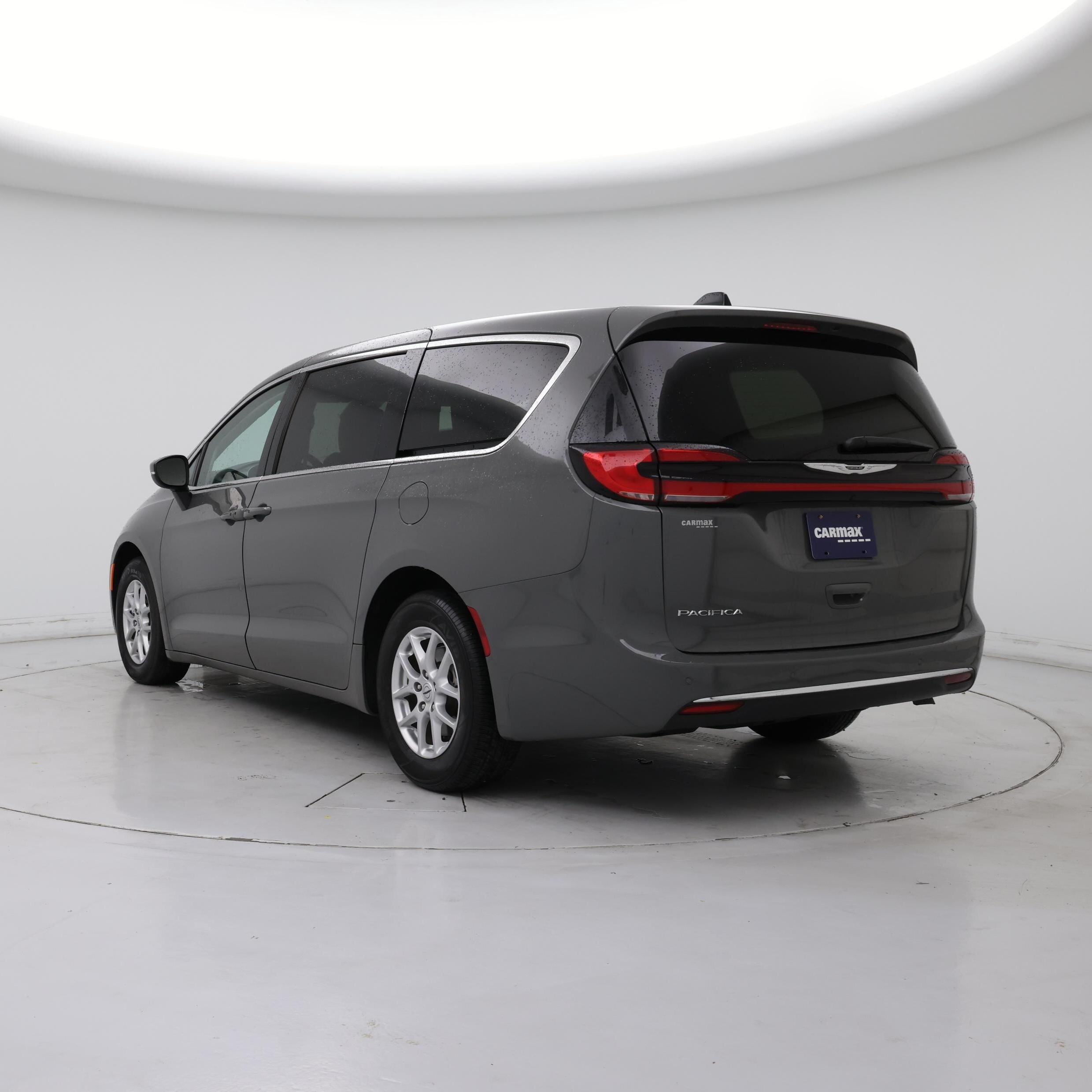 Thumbnail: 2023 Chrysler Pacifica - 2