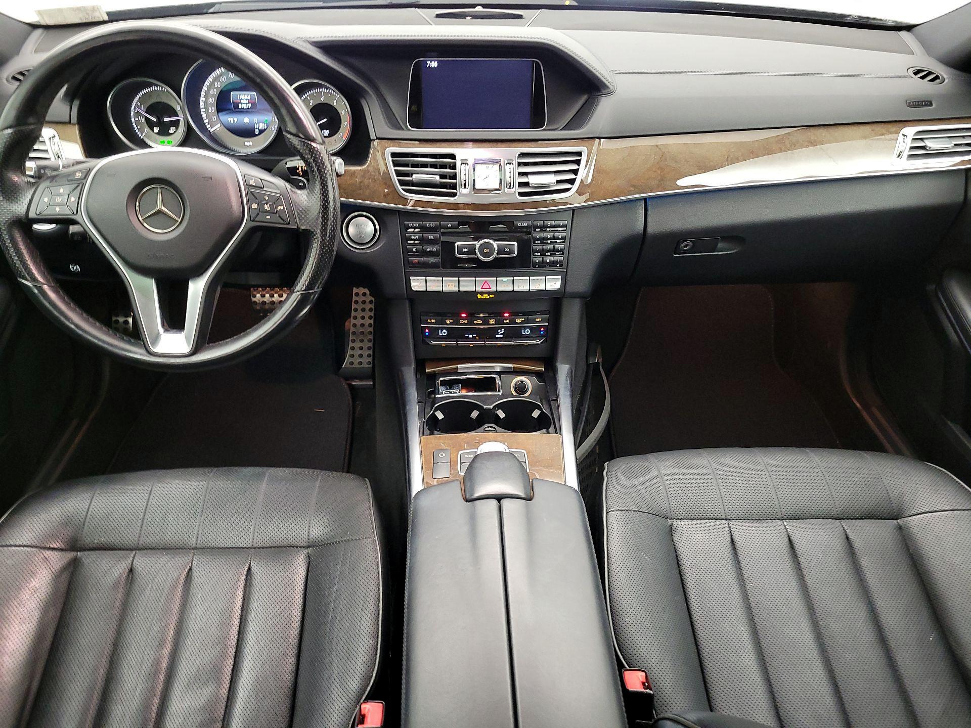 Thumbnail: 2015 Mercedes-Benz E-Class - 9