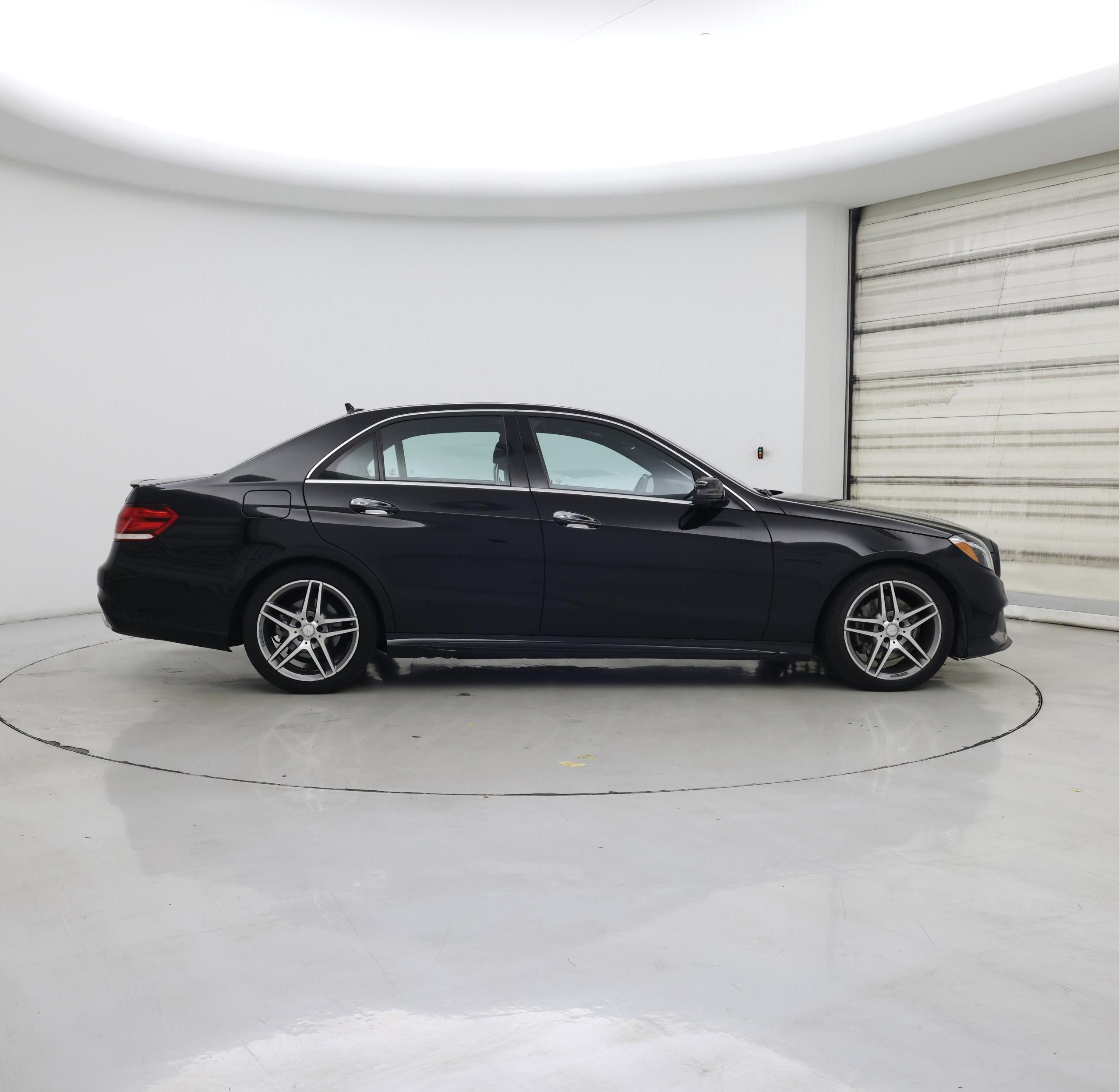 Thumbnail: 2015 Mercedes-Benz E-Class - 7