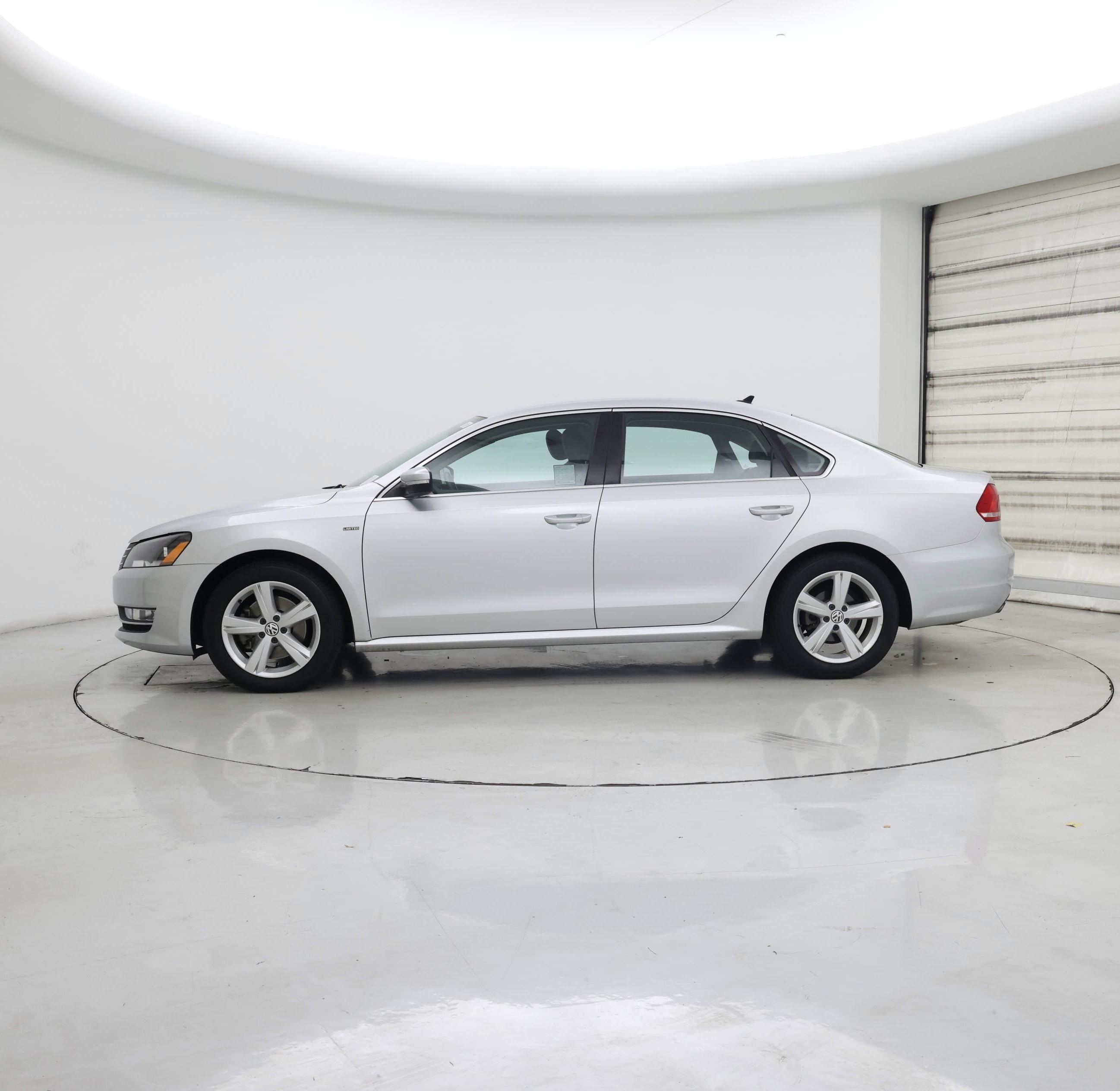 Thumbnail: 2015 Volkswagen Passat - 3