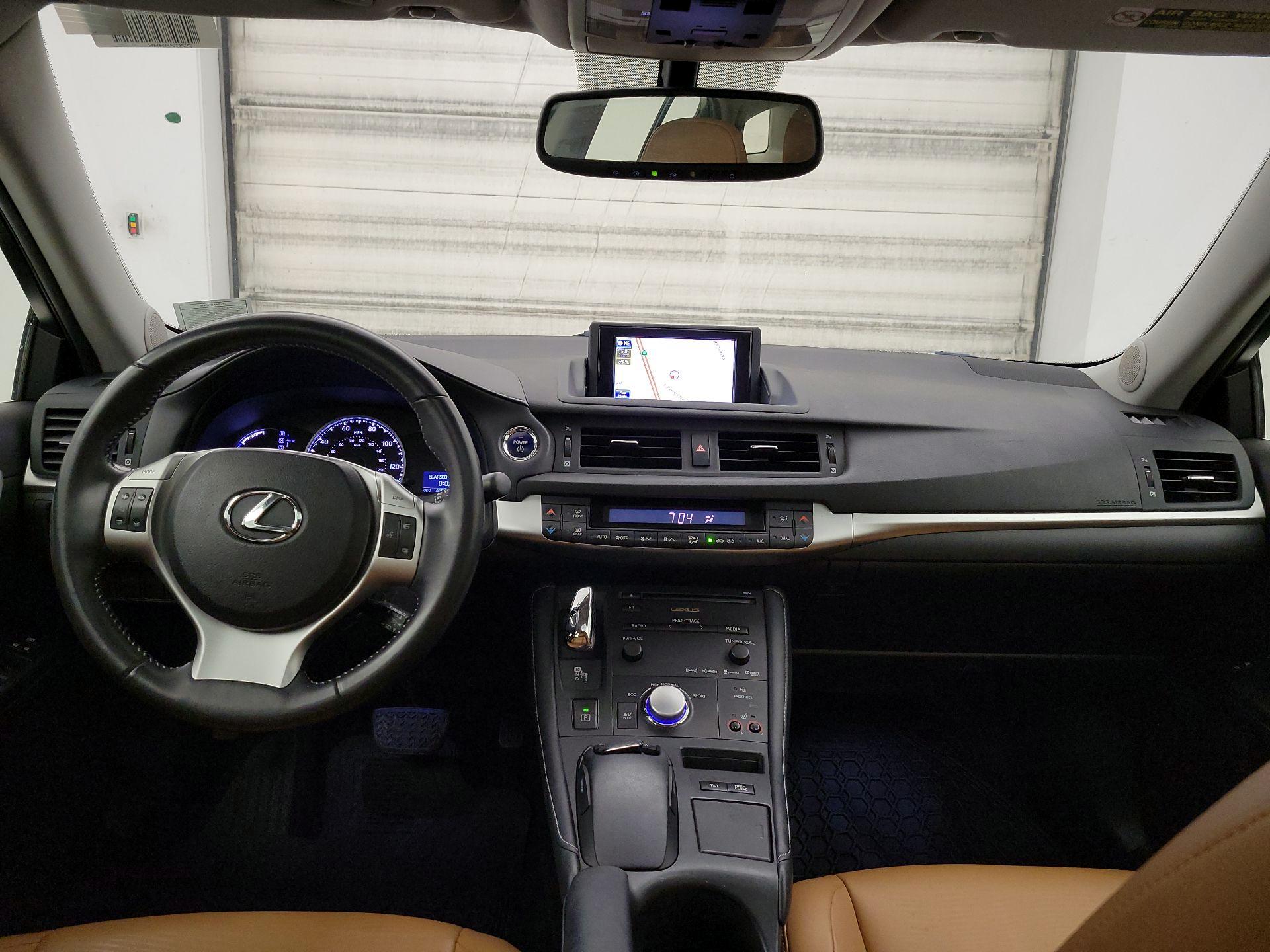 Thumbnail: 2013 Lexus CT - 9