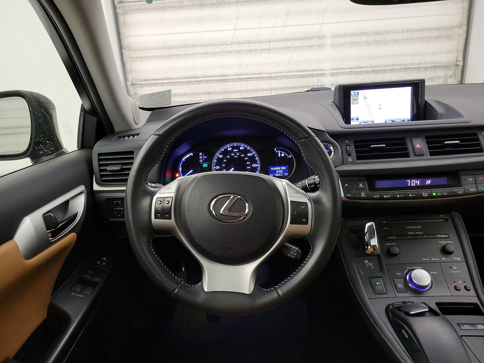 Thumbnail: 2013 Lexus CT - 10