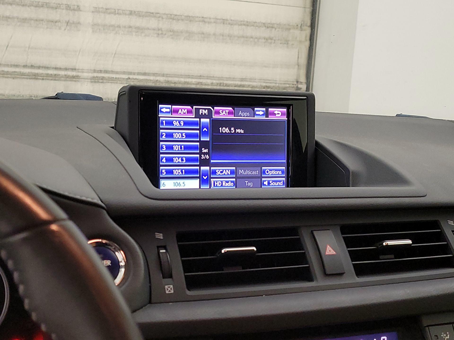 Thumbnail: 2013 Lexus CT - 16