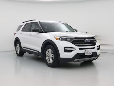 White 2023 Ford Explorer XLT