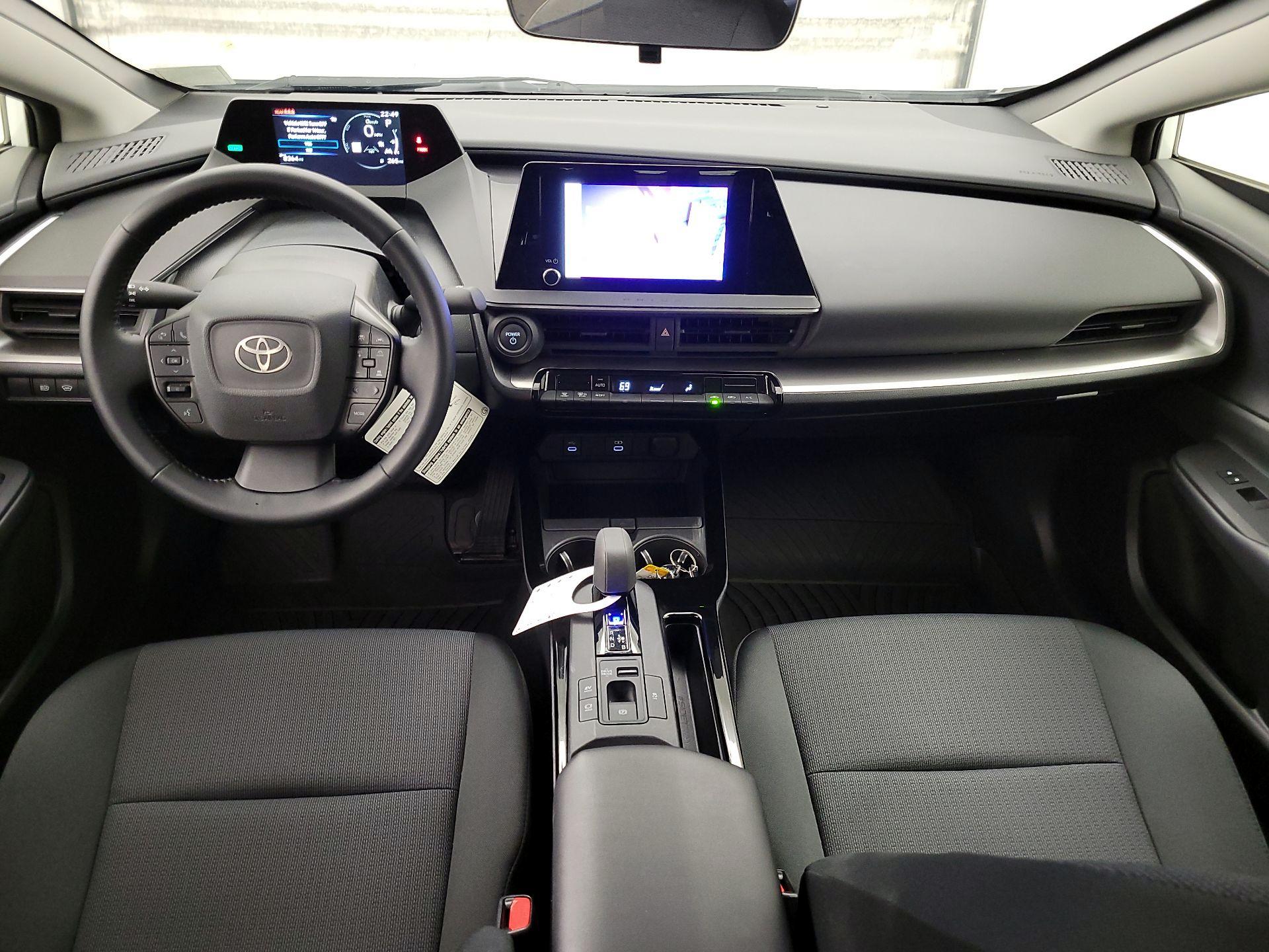 Thumbnail: 2024 Toyota Prius - 9