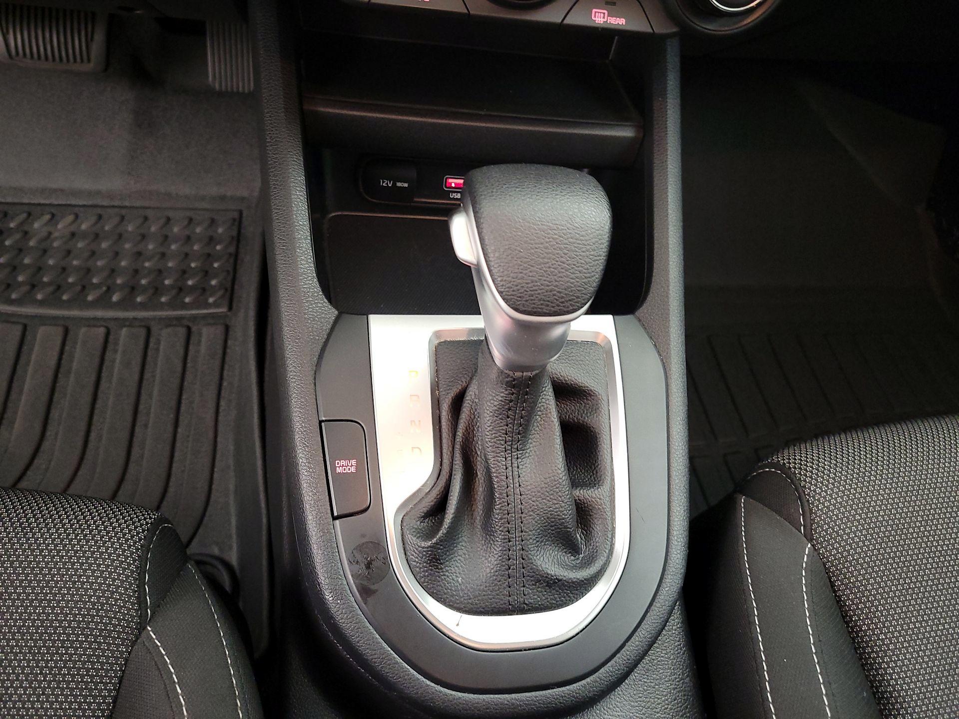 Thumbnail: 2023 Kia Forte - 16