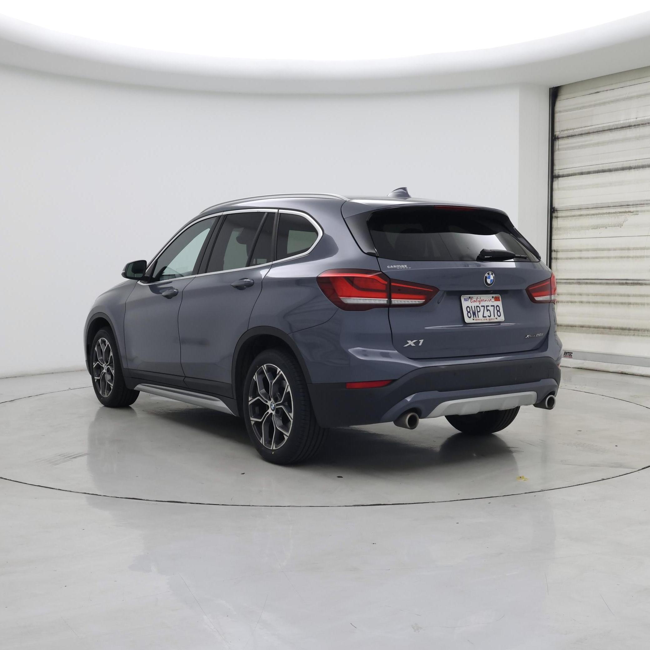 Thumbnail: 2021 BMW X1 - 2