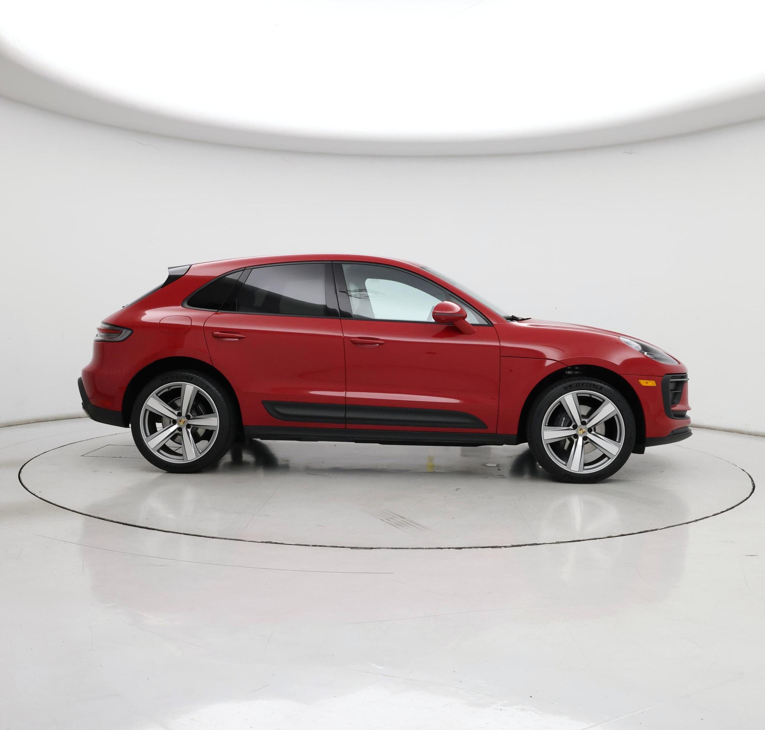 Thumbnail: 2023 Porsche Macan - 7