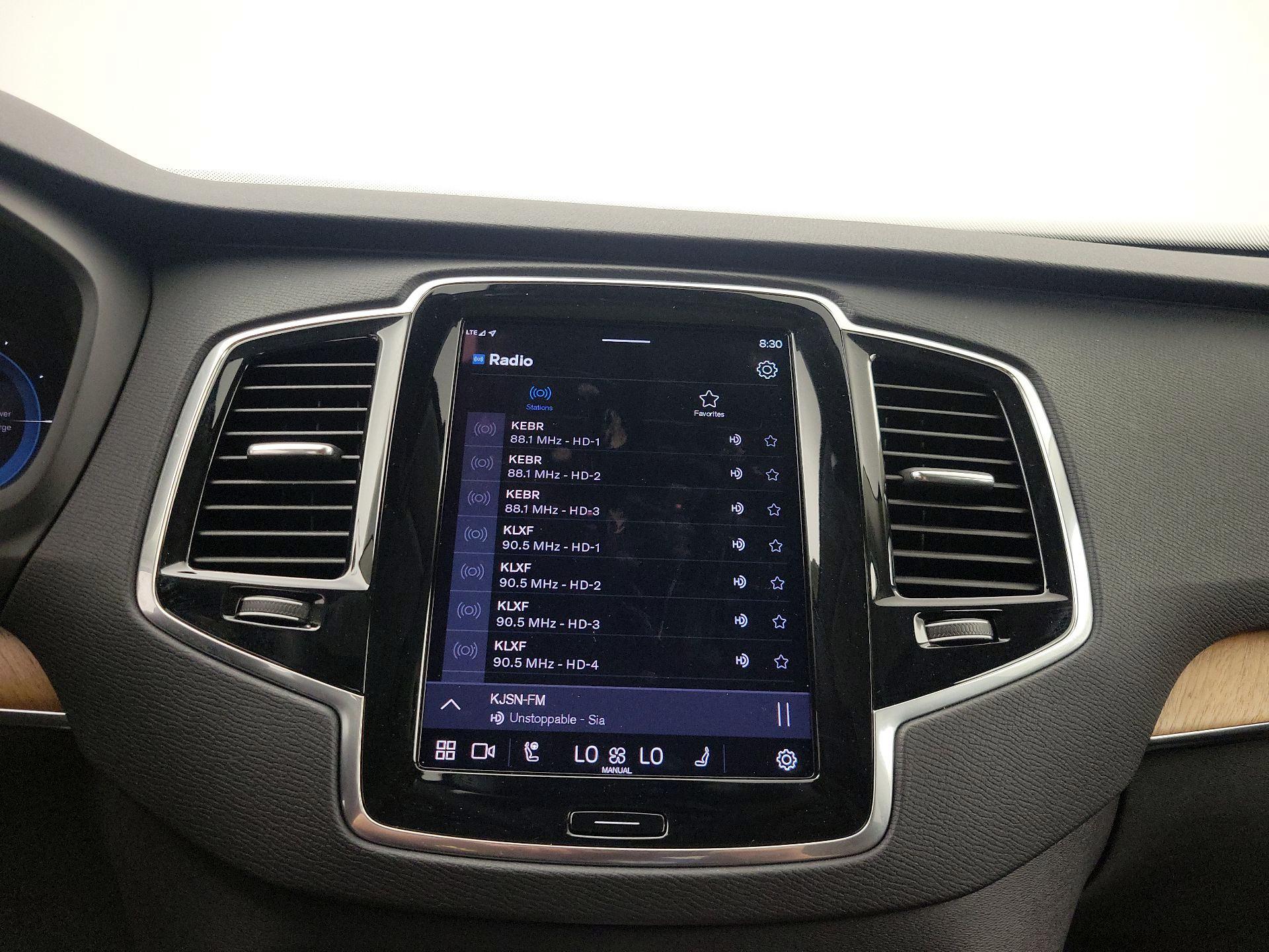 Thumbnail: 2023 Volvo XC90 - 16
