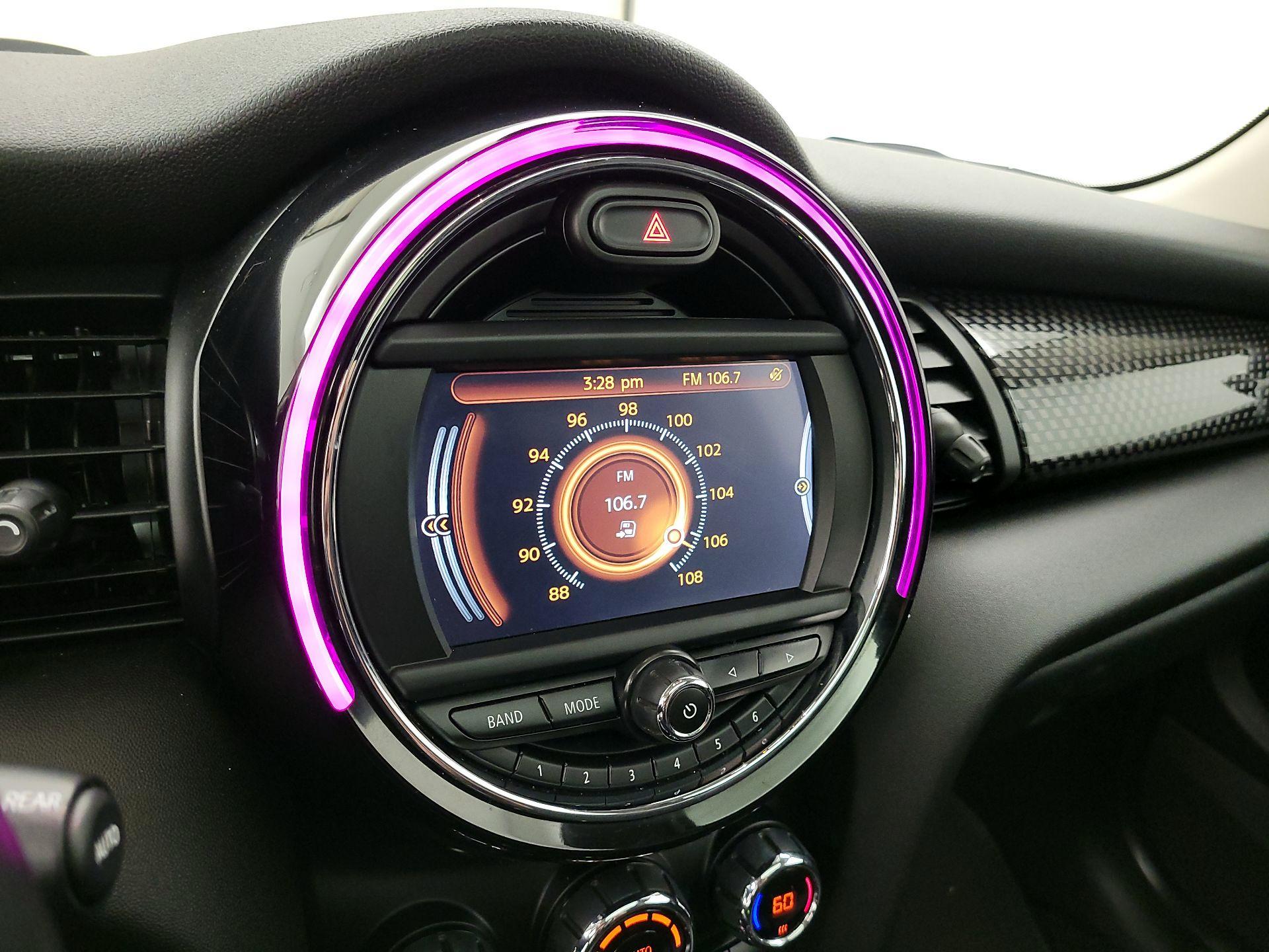 Thumbnail: 2017 MINI Cooper Hardtop - 13