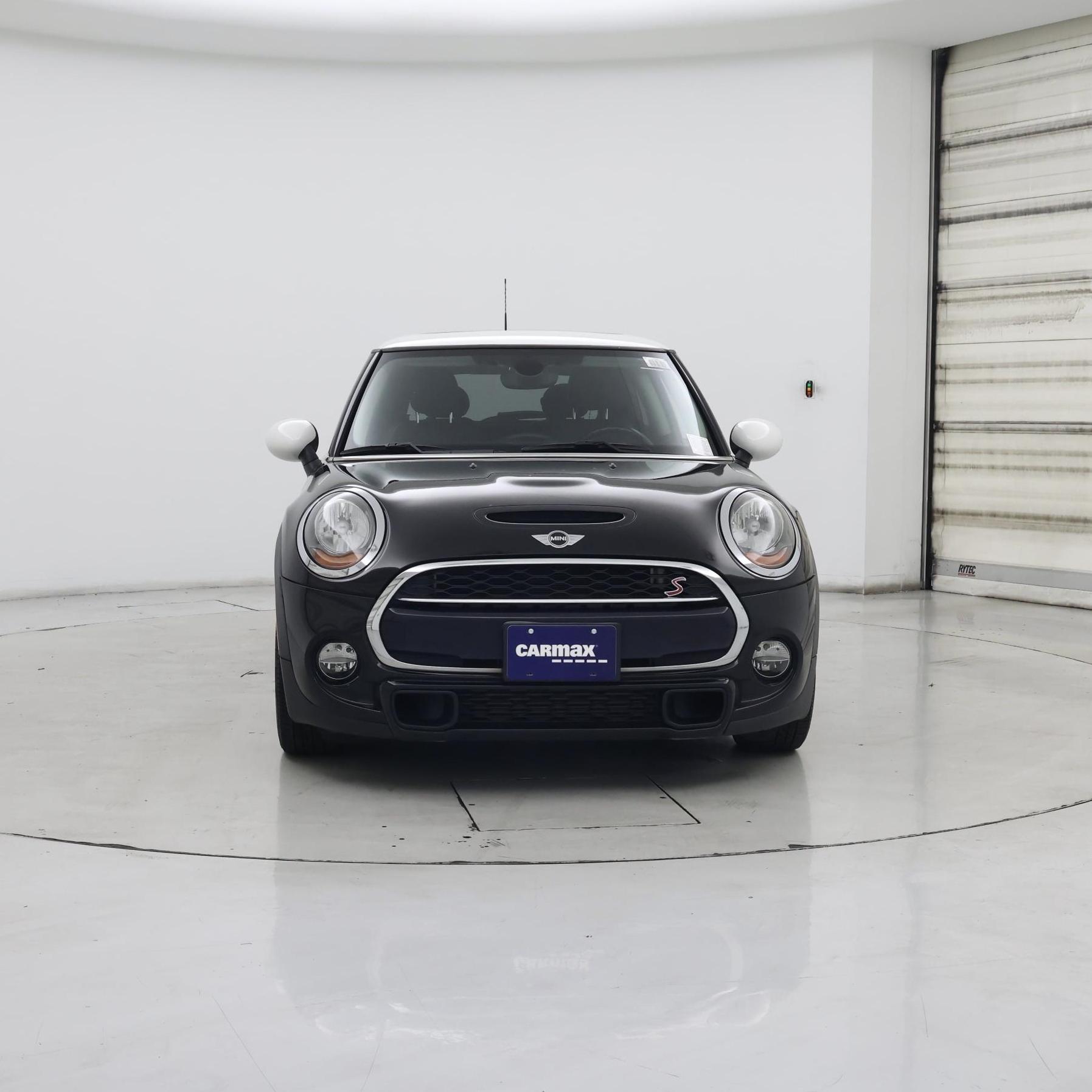 Thumbnail: 2017 MINI Cooper Hardtop - 5