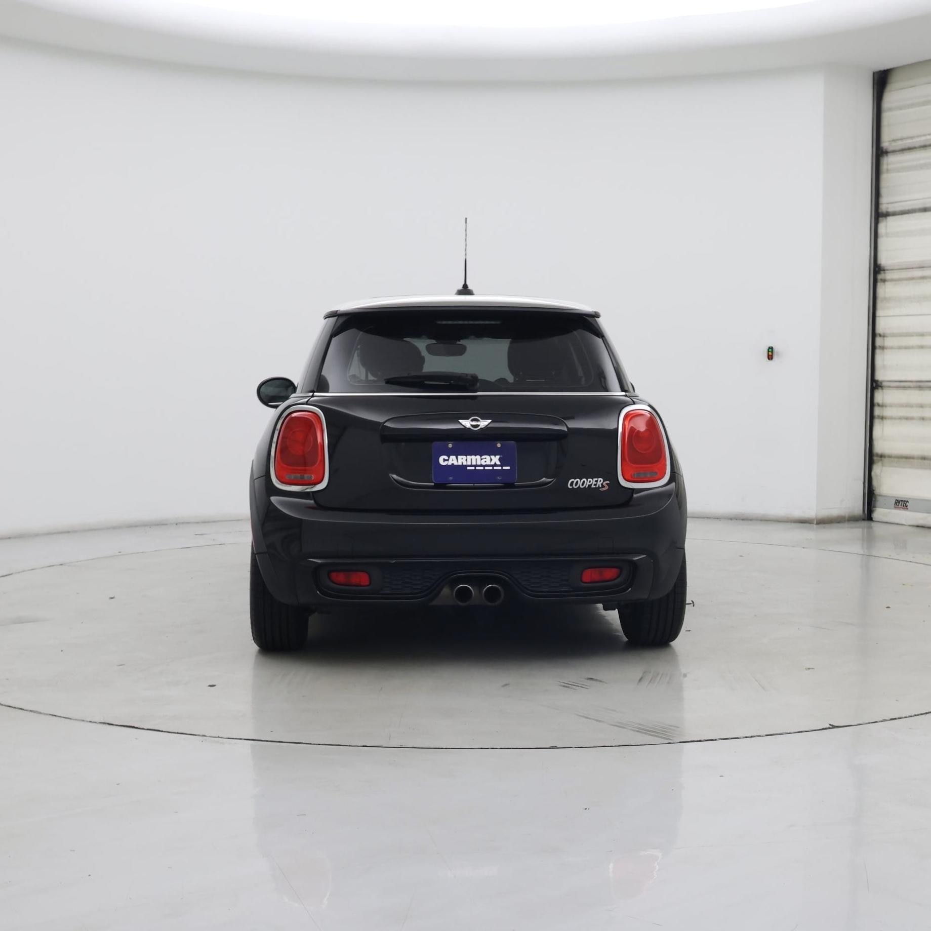 Thumbnail: 2017 MINI Cooper Hardtop - 6