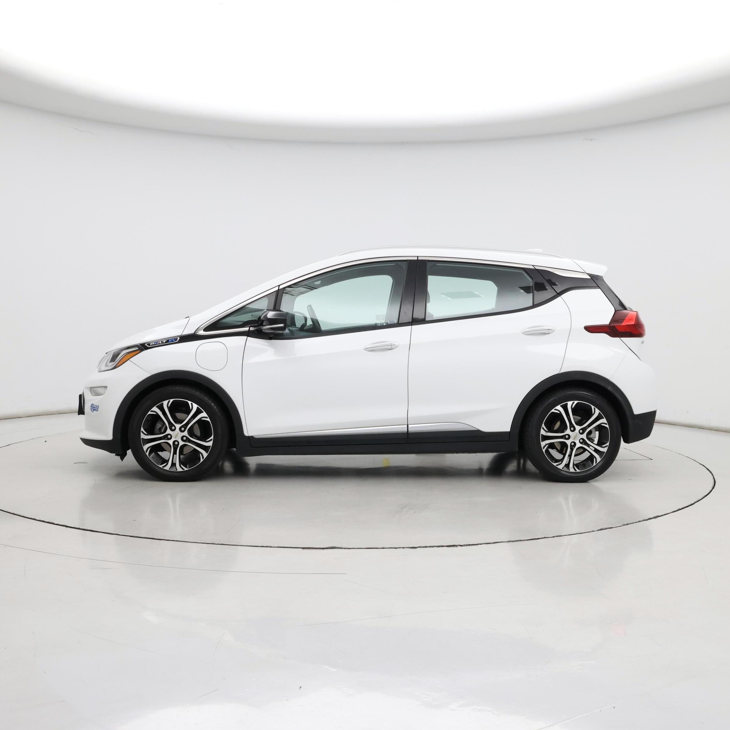 Thumbnail: 2021 Chevrolet Bolt EV - 3