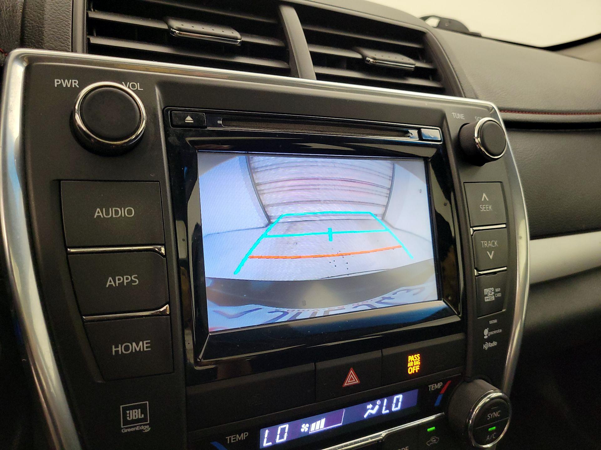 Thumbnail: 2015 Toyota Camry - 13