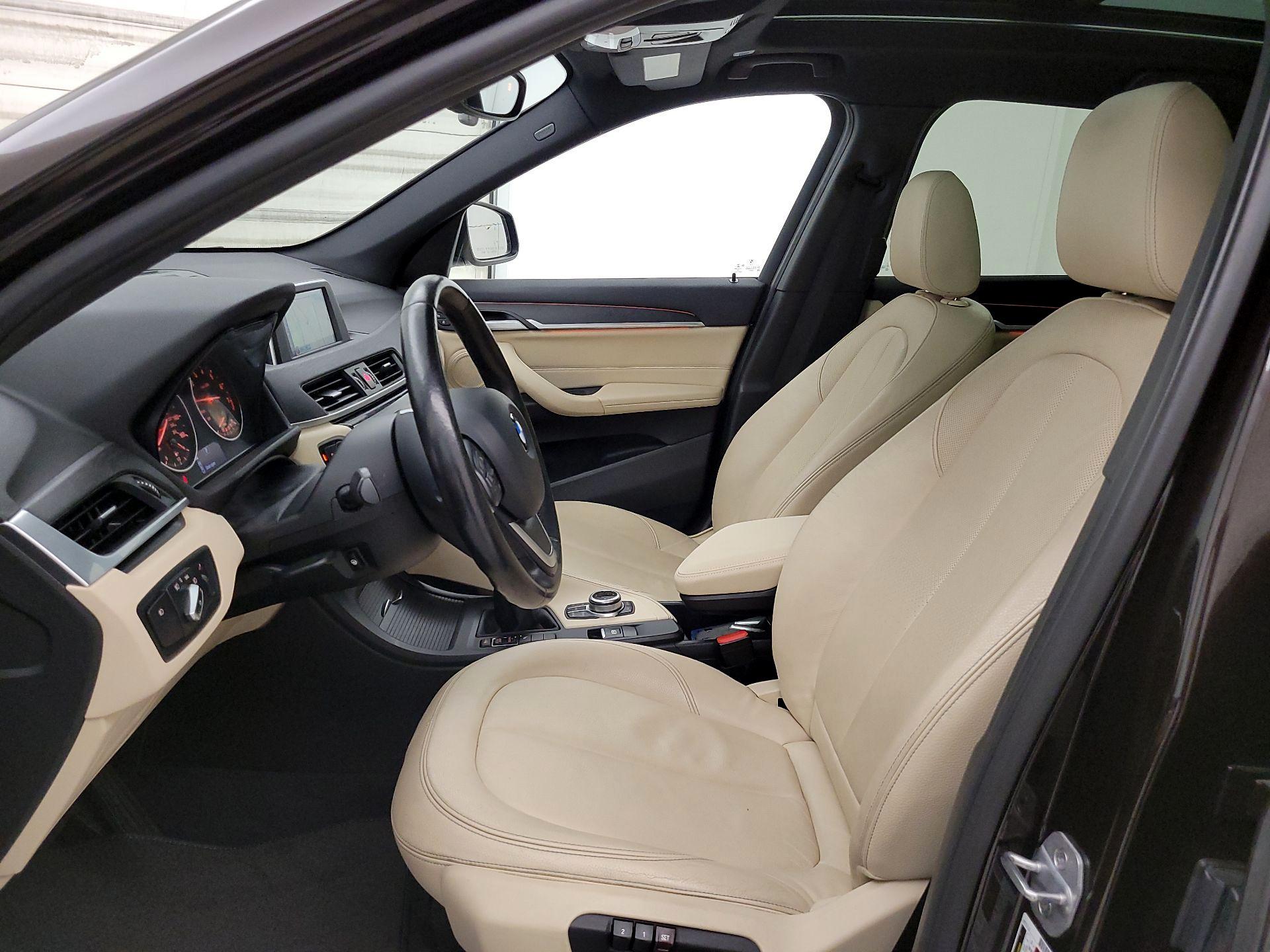 Thumbnail: 2017 BMW X1 - 11