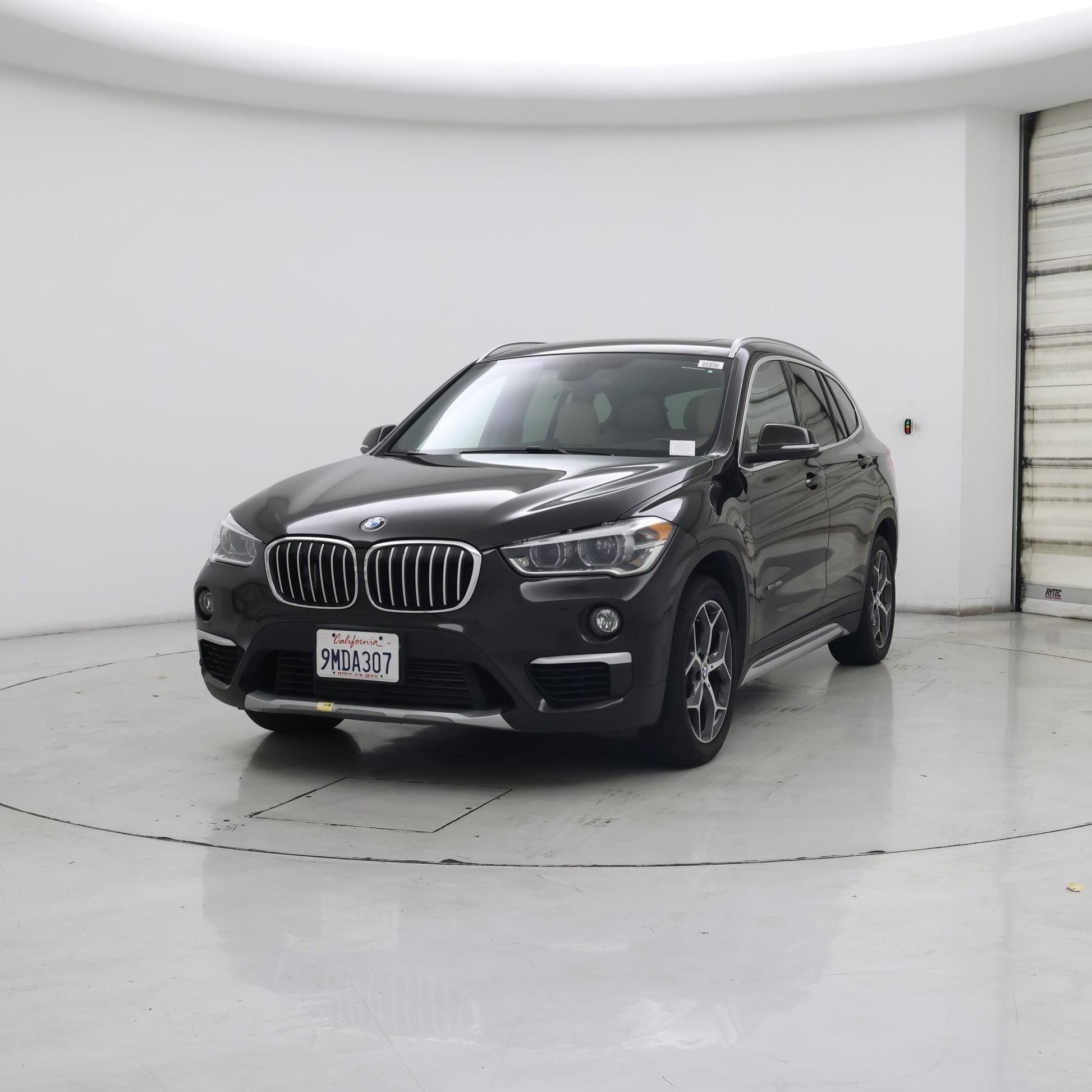 Thumbnail: 2017 BMW X1 - 4