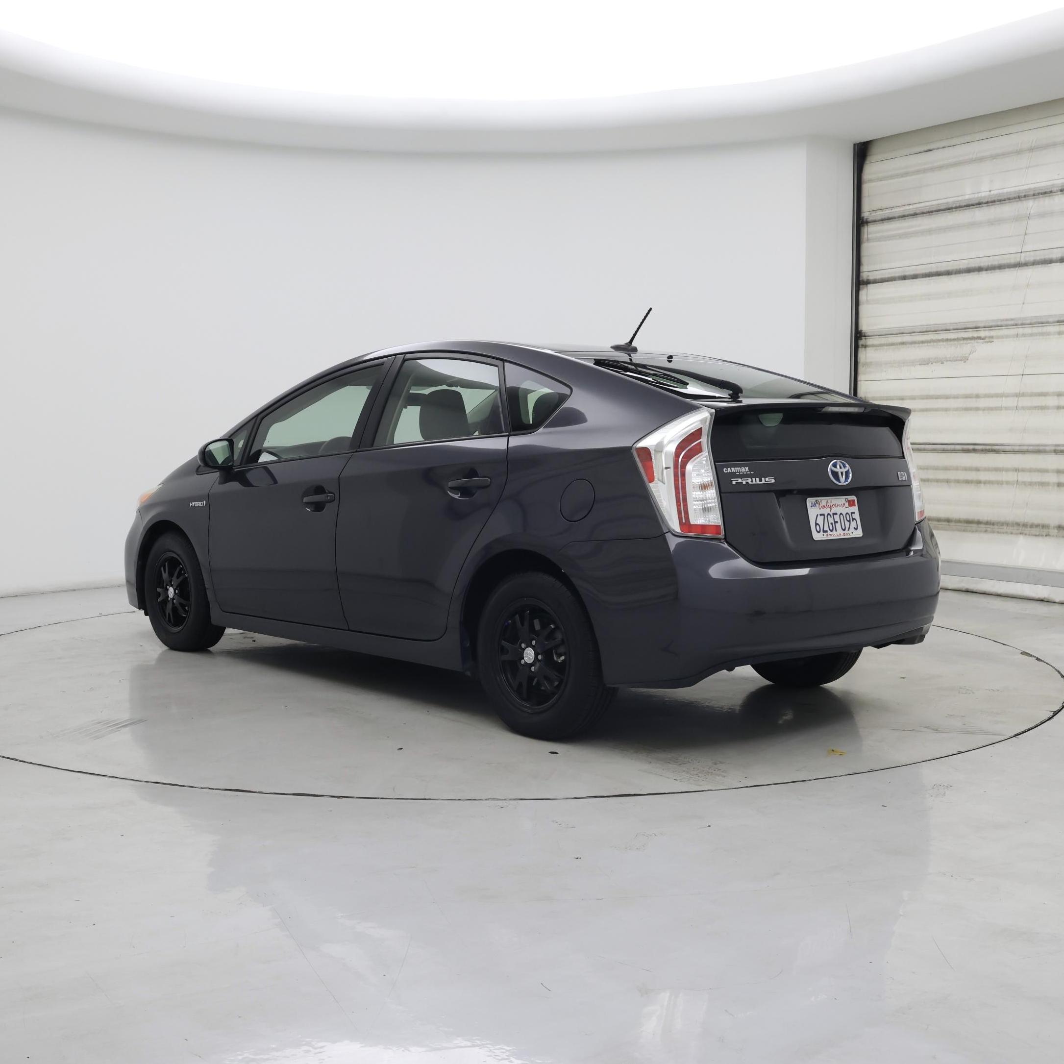 Thumbnail: 2013 Toyota Prius - 2