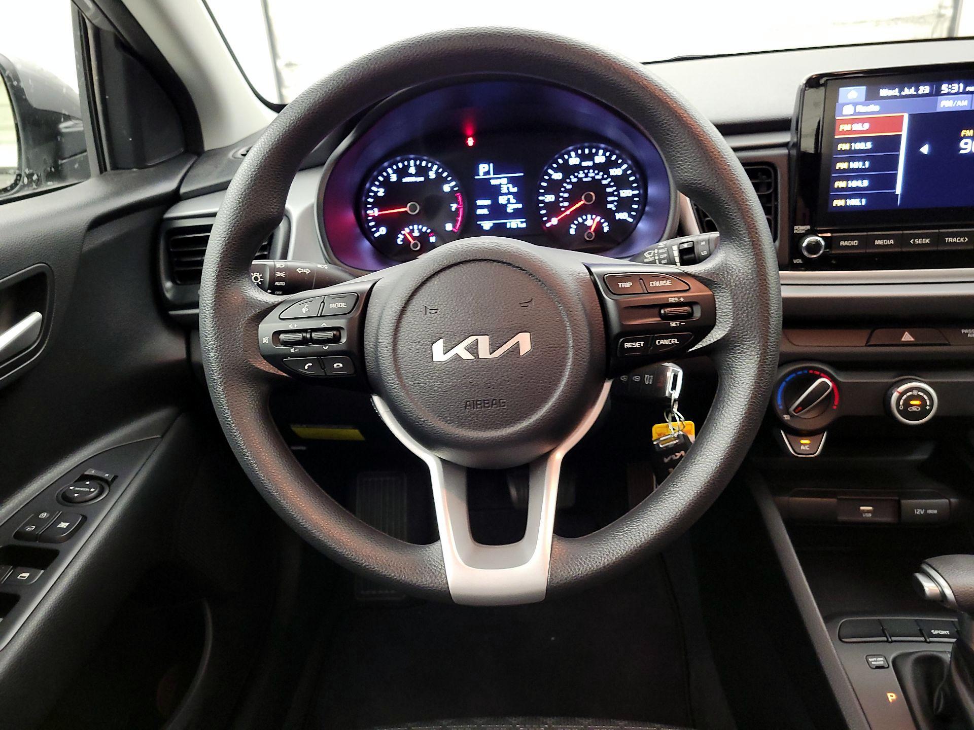 Thumbnail: 2022 Kia Rio5 - 10