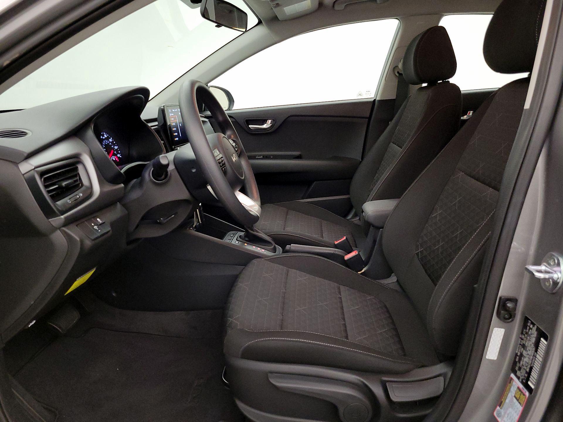 Thumbnail: 2022 Kia Rio5 - 11