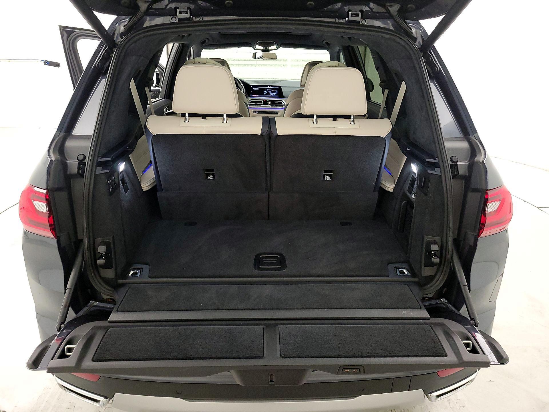 Thumbnail: 2019 BMW X7 - 18