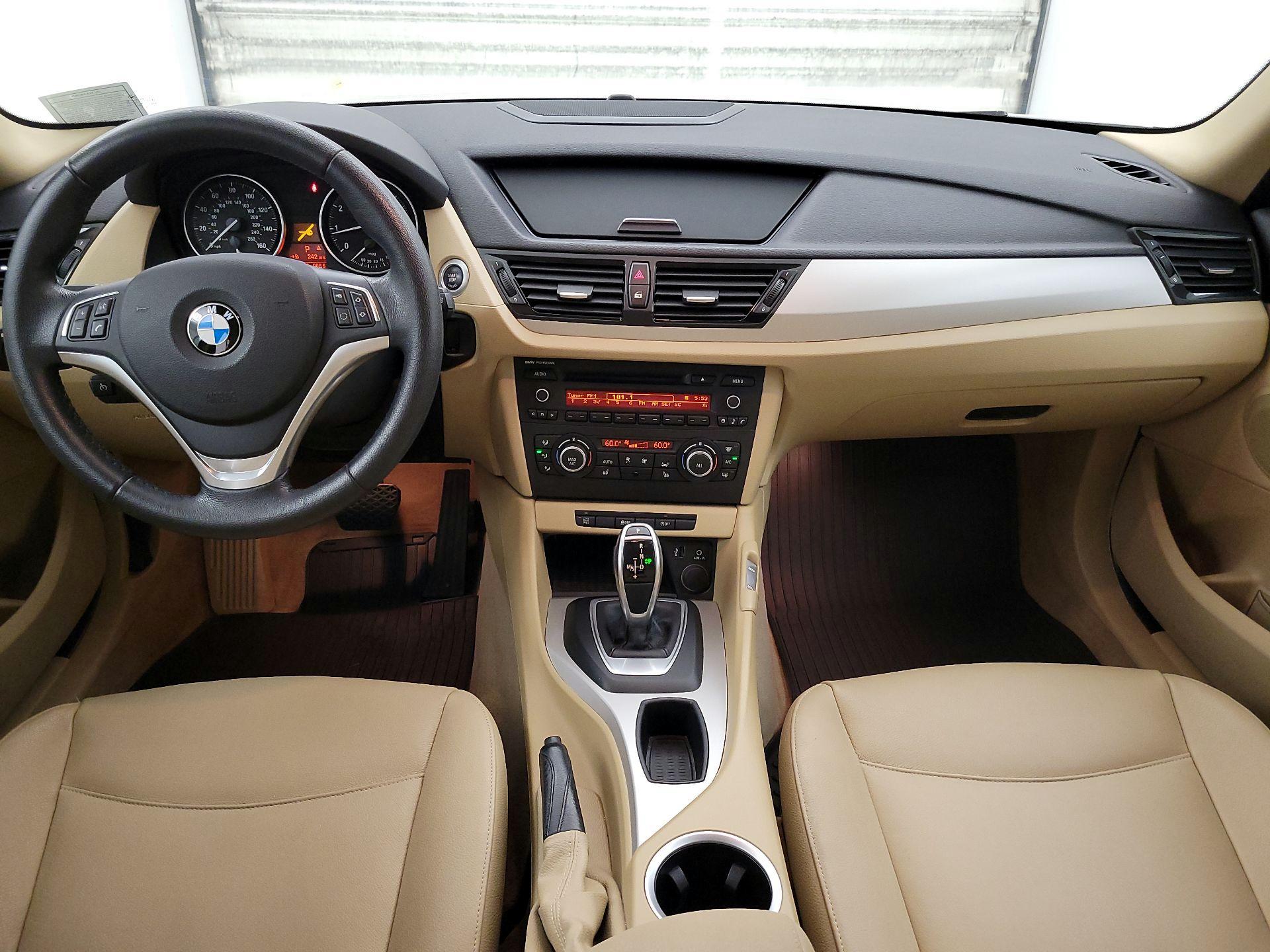 Thumbnail: 2015 BMW X1 - 9