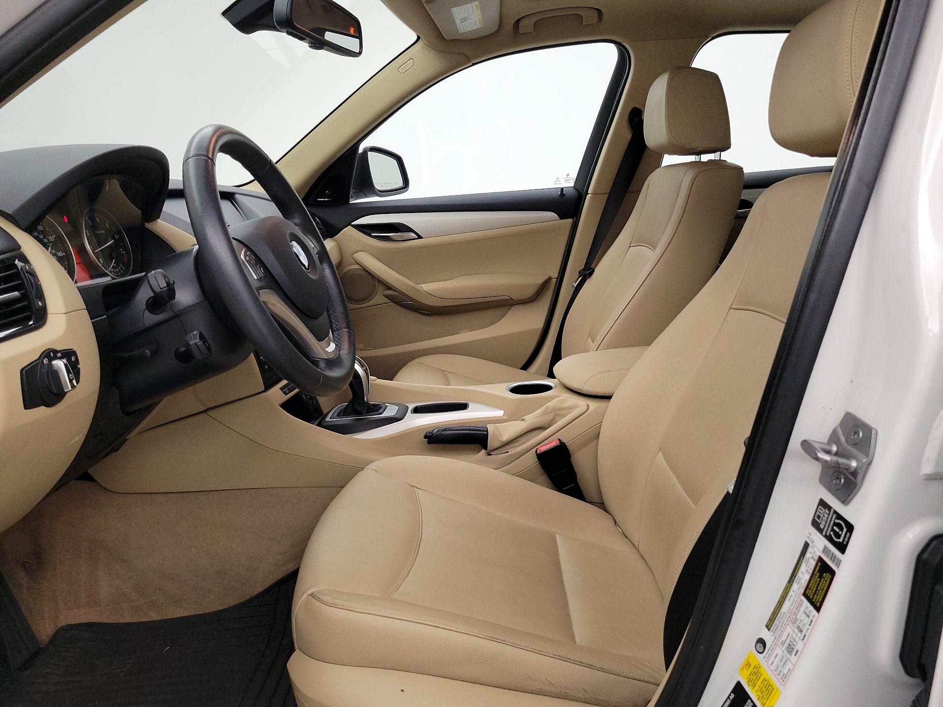 Thumbnail: 2015 BMW X1 - 11
