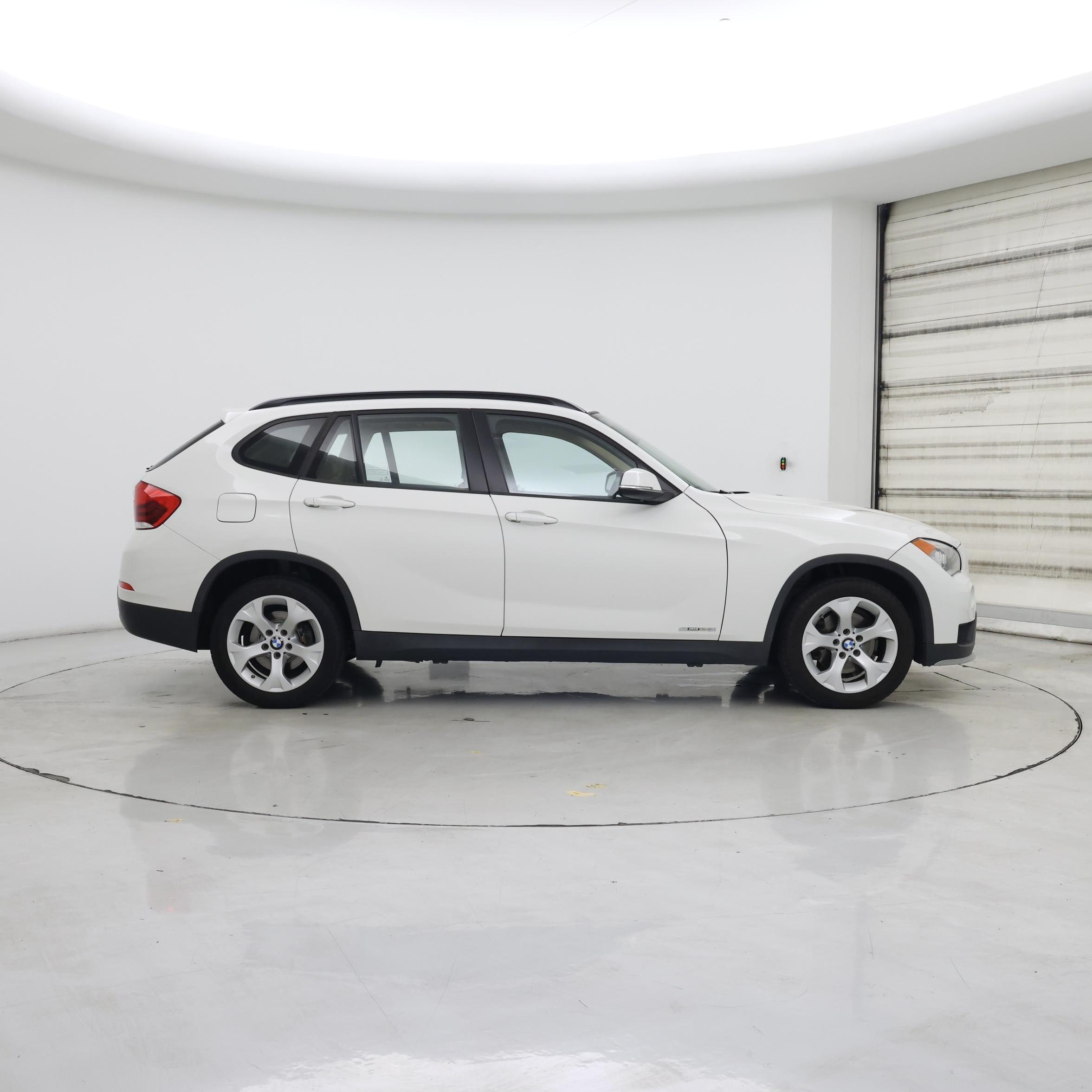 Thumbnail: 2015 BMW X1 - 7