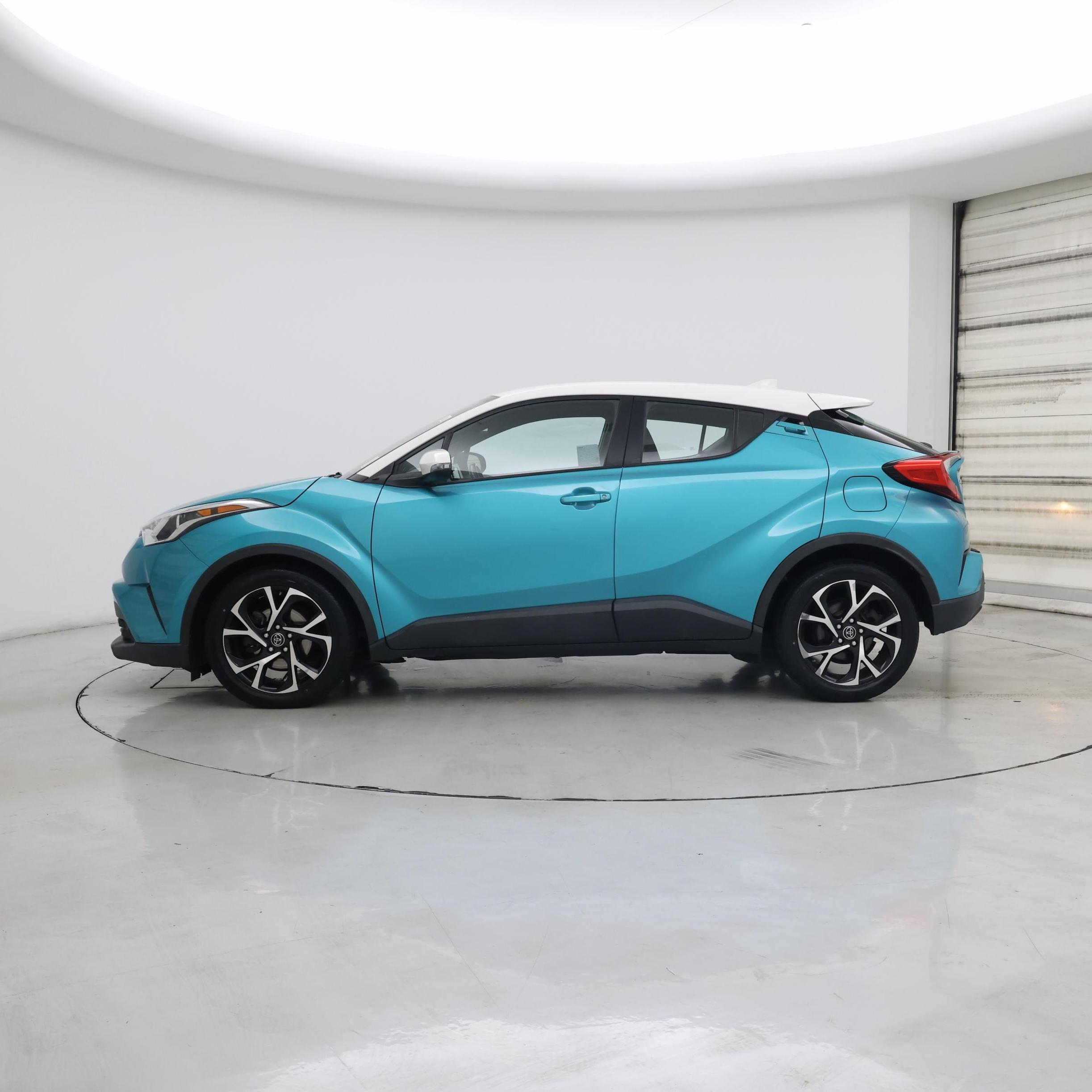 Thumbnail: 2018 Toyota C-HR - 3