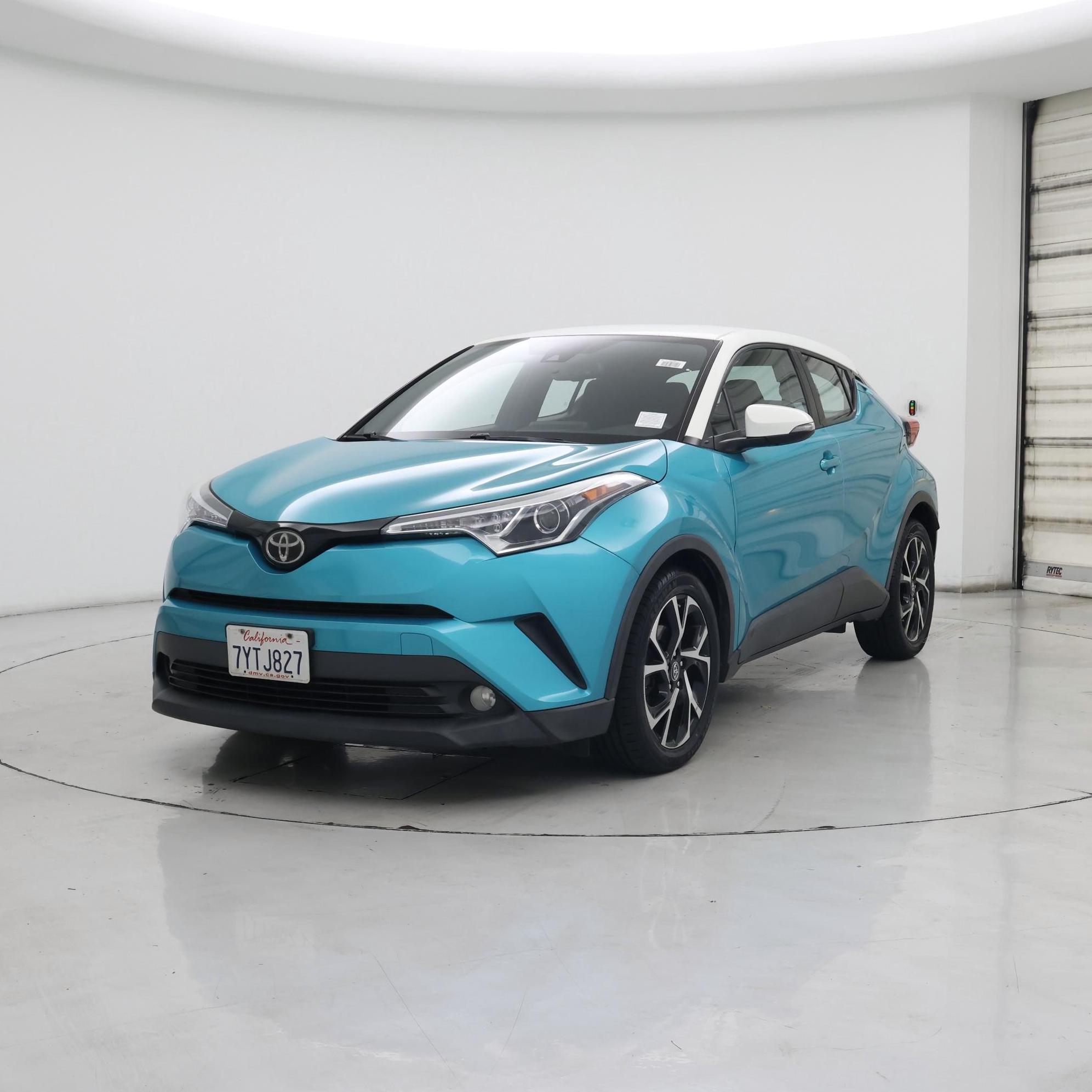 Thumbnail: 2018 Toyota C-HR - 4